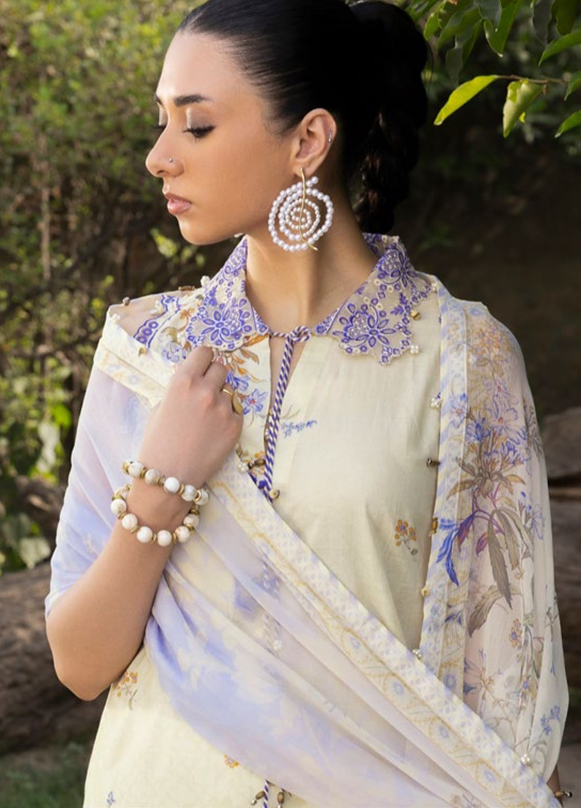 Flora By Gul Ahmed Embroidered Lawn 3 Piece Unstitched Suit GA26FEC D-BM-62035 Flora By Gul Ahmed Embroidered Lawn 3 Piece Unstitched Suit GA26FEC D-BM-62035