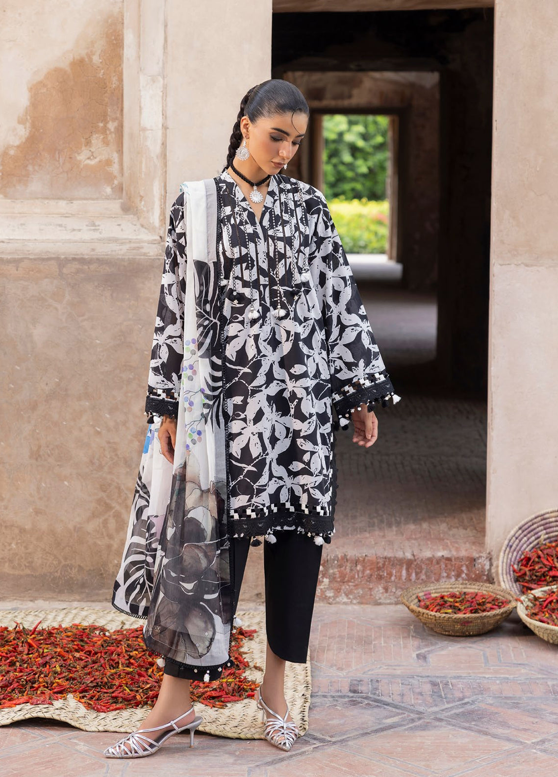 Flora By Gul Ahmed Embroidered Lawn 3 Piece Unstitched Suit GA26FEC D-BM-62070 Flora By Gul Ahmed Embroidered Lawn 3 Piece Unstitched Suit GA26FEC D-BM-62070