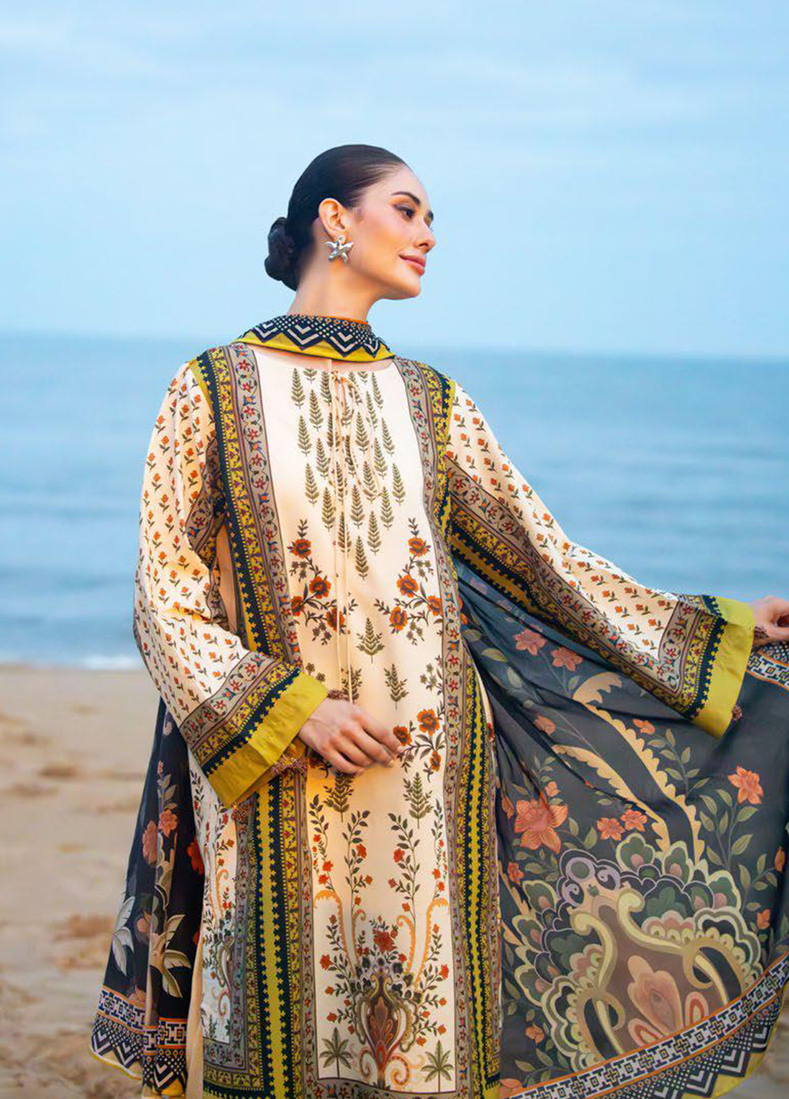 Floral Blush By Gul Ahmed Printed Lawn 3 Piece Unstitched Suit GA26FB D-CL-62072A Floral Blush By Gul Ahmed Printed Lawn 3 Piece Unstitched Suit GA26FB D-CL-62072A