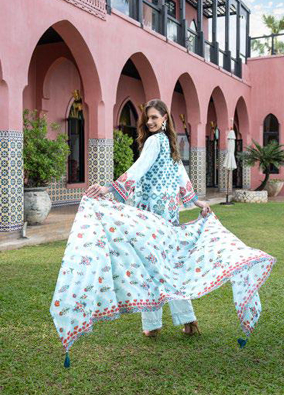 Floral Blush By Gul Ahmed Printed Lawn 3 Piece Unstitched Suit GA26FB D-CL-62080B Floral Blush By Gul Ahmed Printed Lawn 3 Piece Unstitched Suit GA26FB D-CL-62080B