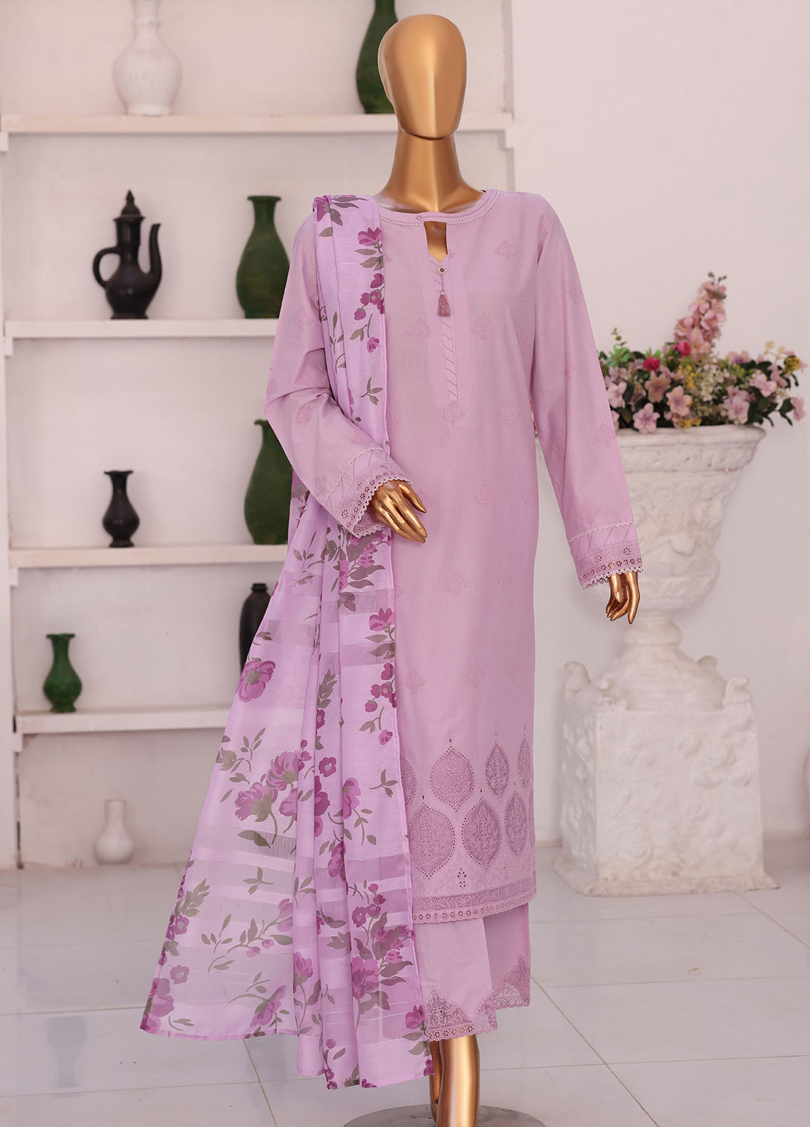 Floral Vibes By HZ Textile Embroidered Appliquekari Lawn 3 Piece Unstitched Suit HZ26FVAE D-FVE-07 Floral Vibes By HZ Textile Embroidered Appliquekari Lawn 3 Piece Unstitched Suit HZ26FVAE D-FVE-07