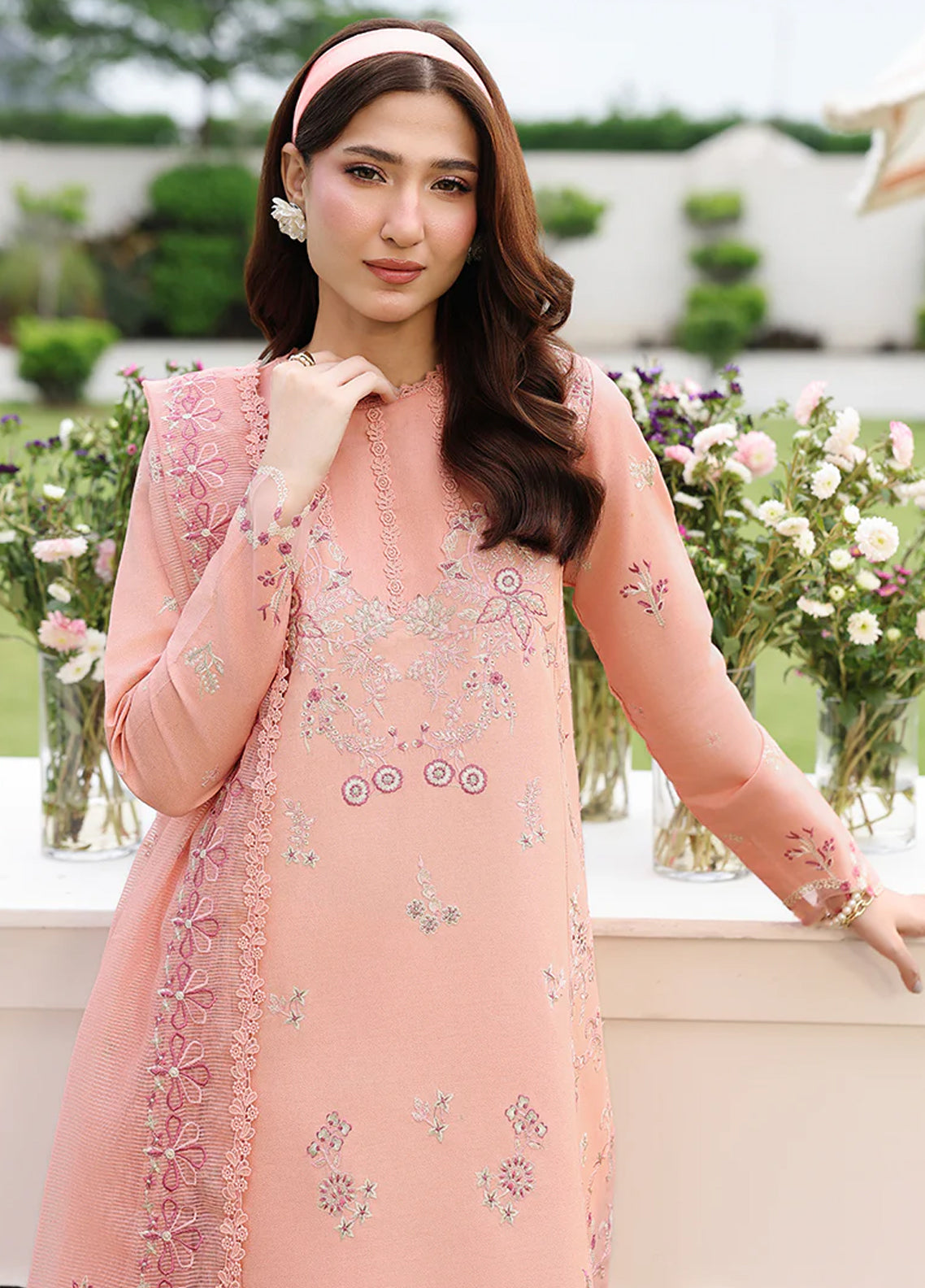 Florence By Rang Rasiya Luxury Embroidered Lawn 3 Piece Unstitched Suit RR26FLEE D-05 SAHAR Florence By Rang Rasiya Luxury Embroidered Lawn 3 Piece Unstitched Suit RR26FLEE D-05 SAHAR