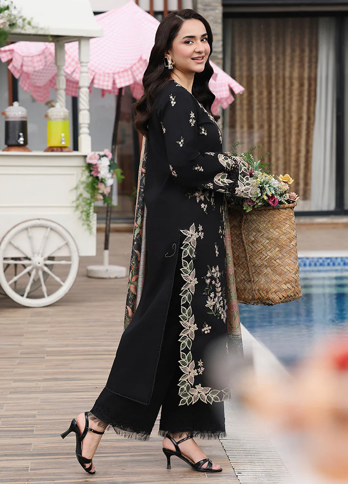 Florence By Rang Rasiya Luxury Embroidered Lawn 3 Piece Unstitched Suit RR26FLEE D-07 AFSANEH Florence By Rang Rasiya Luxury Embroidered Lawn 3 Piece Unstitched Suit RR26FLEE D-07 AFSANEH