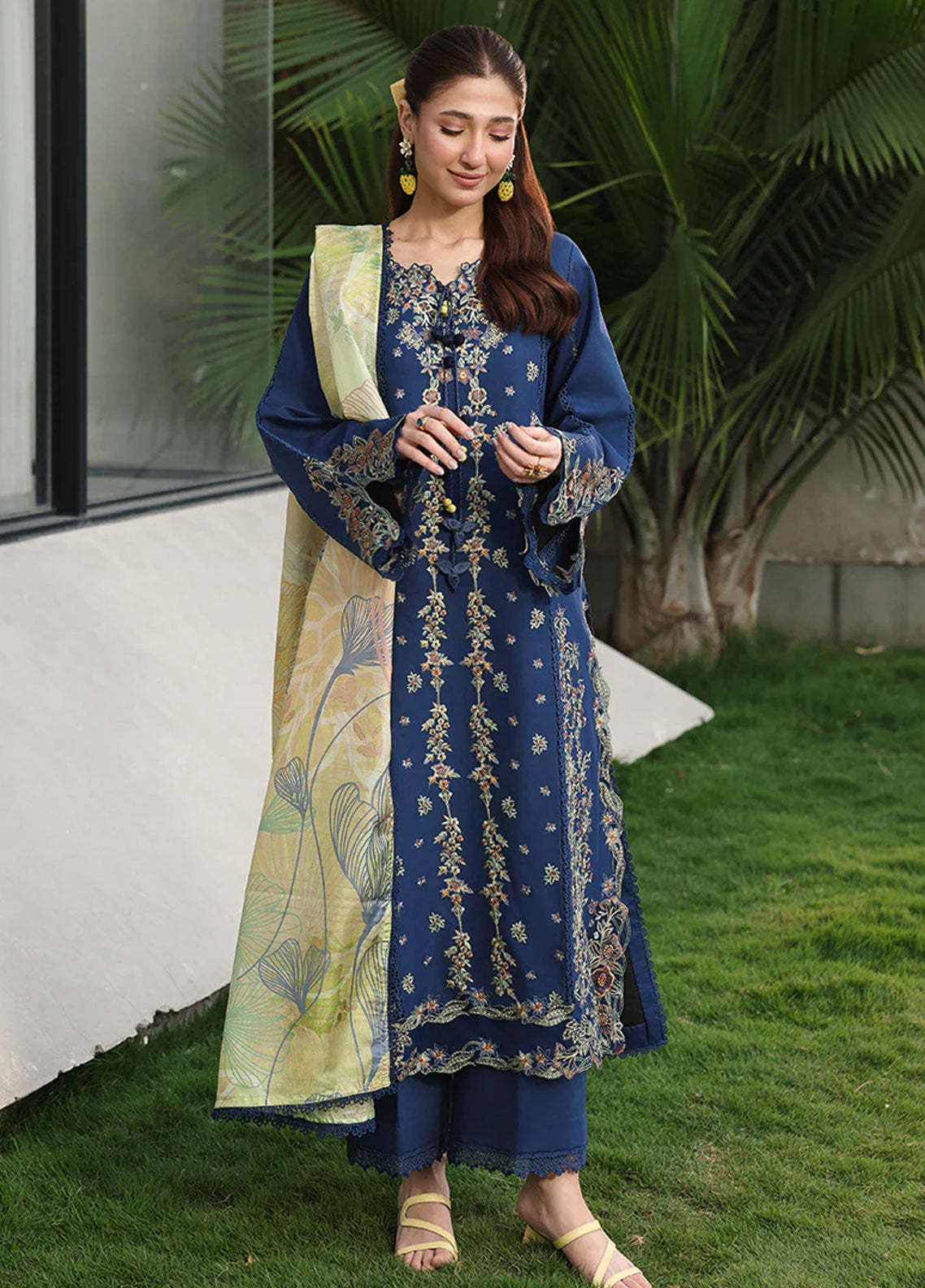Florence By Rang Rasiya Luxury Embroidered Lawn 3 Piece Unstitched Suit RR26FLEE D-08 MINA Florence By Rang Rasiya Luxury Embroidered Lawn 3 Piece Unstitched Suit RR26FLEE D-08 MINA