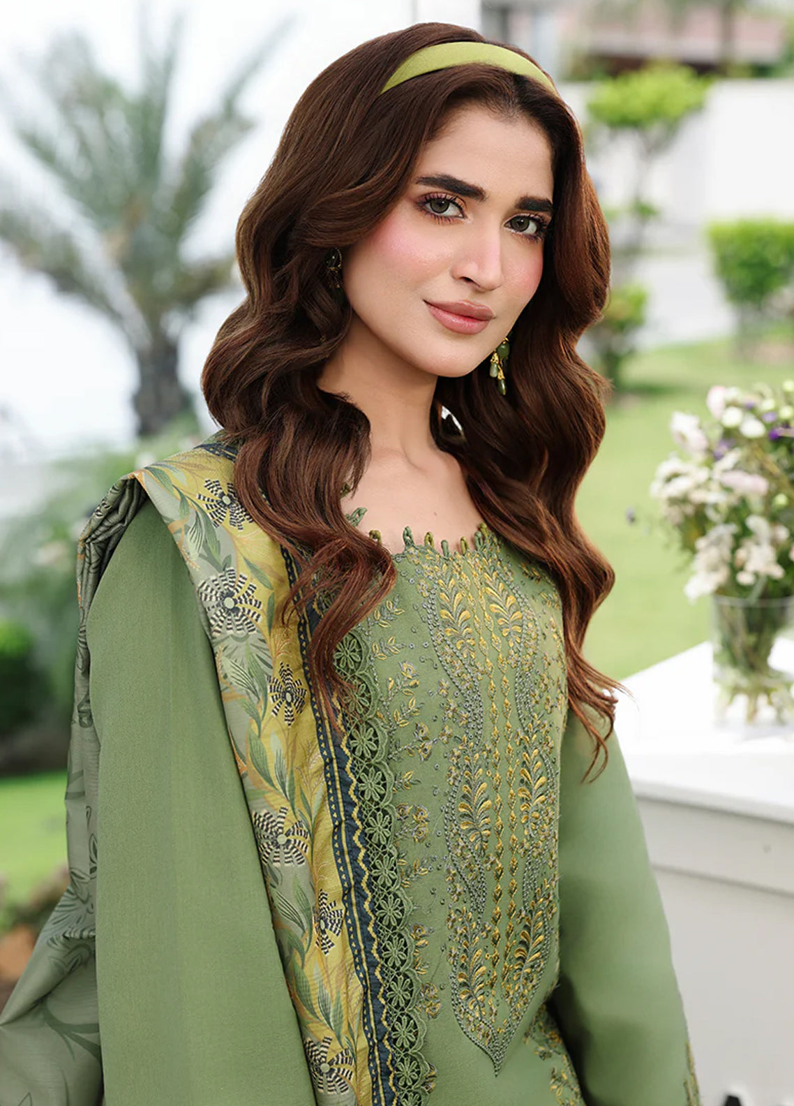Florence By Rang Rasiya Luxury Embroidered Lawn 3 Piece Unstitched Suit RR26FLEE D-09 BAHAR Florence By Rang Rasiya Luxury Embroidered Lawn 3 Piece Unstitched Suit RR26FLEE D-09 BAHAR