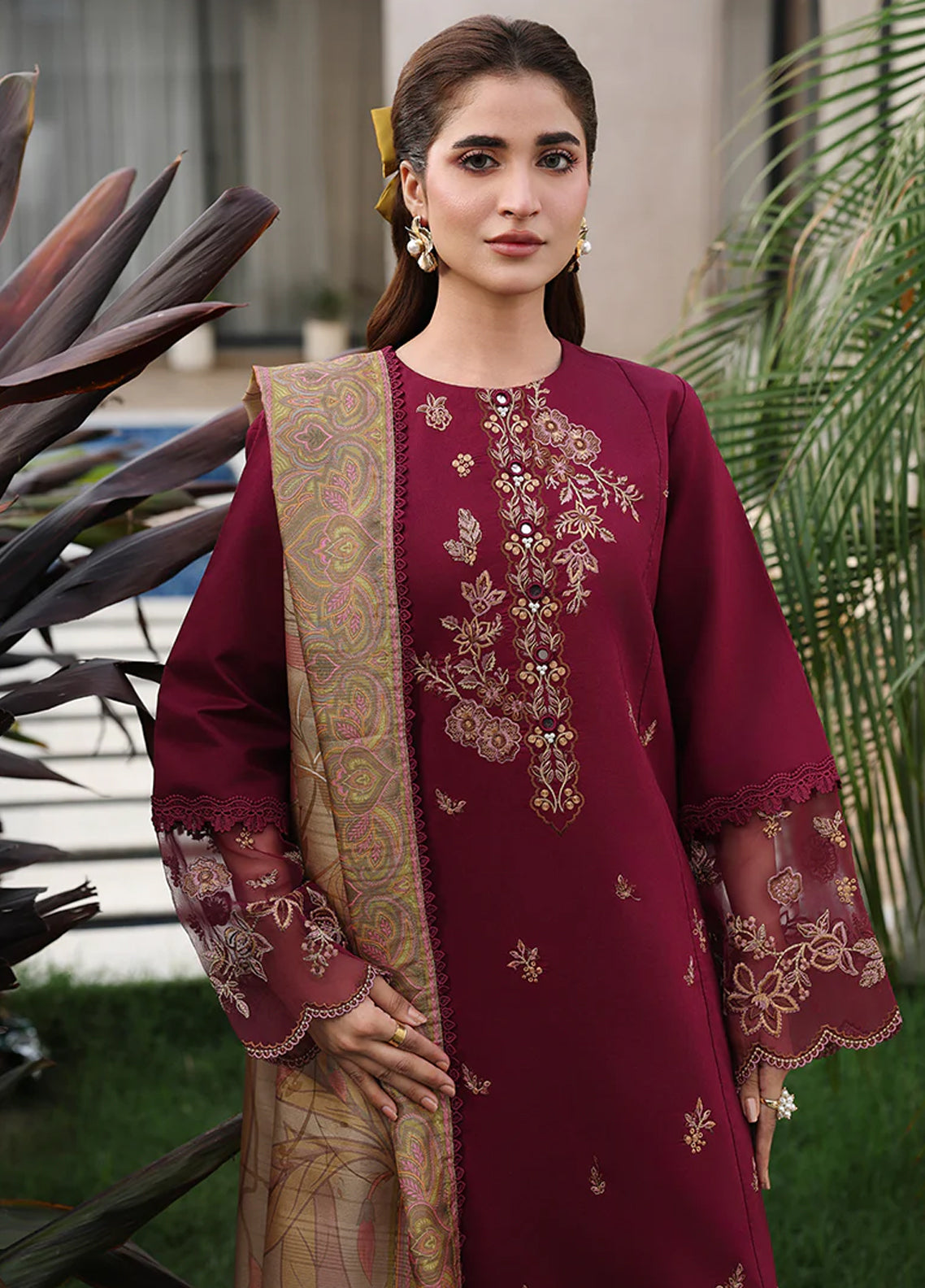 Florence By Rang Rasiya Luxury Embroidered Lawn 3 Piece Unstitched Suit RR26FLEE D-12 SHIRIN Florence By Rang Rasiya Luxury Embroidered Lawn 3 Piece Unstitched Suit RR26FLEE D-12 SHIRIN