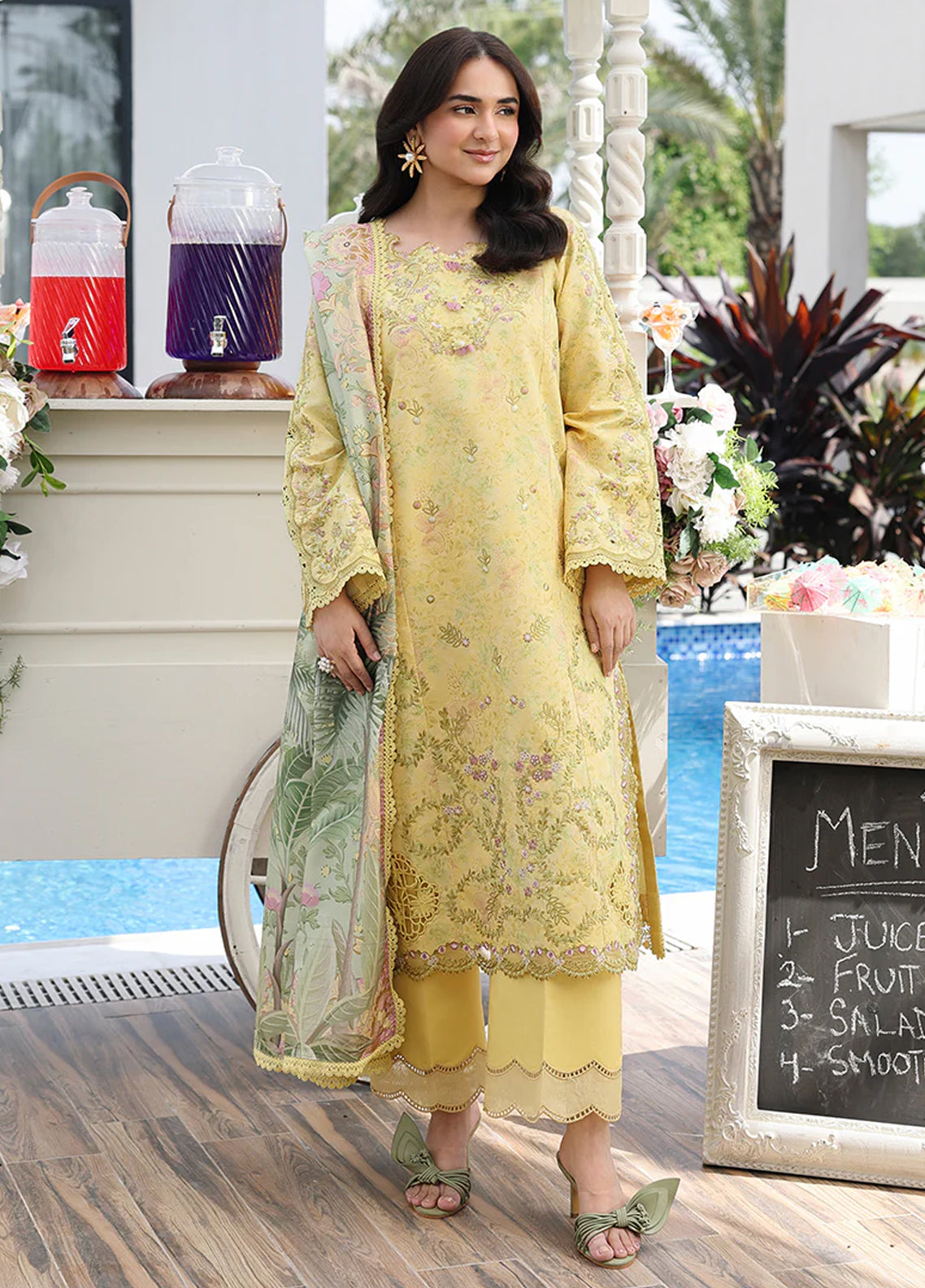 Florence By Rang Rasiya Luxury Embroidered Lawn 3 Piece Unstitched Suit RR26FLEE D-13 YUMNA Florence By Rang Rasiya Luxury Embroidered Lawn 3 Piece Unstitched Suit RR26FLEE D-13 YUMNA