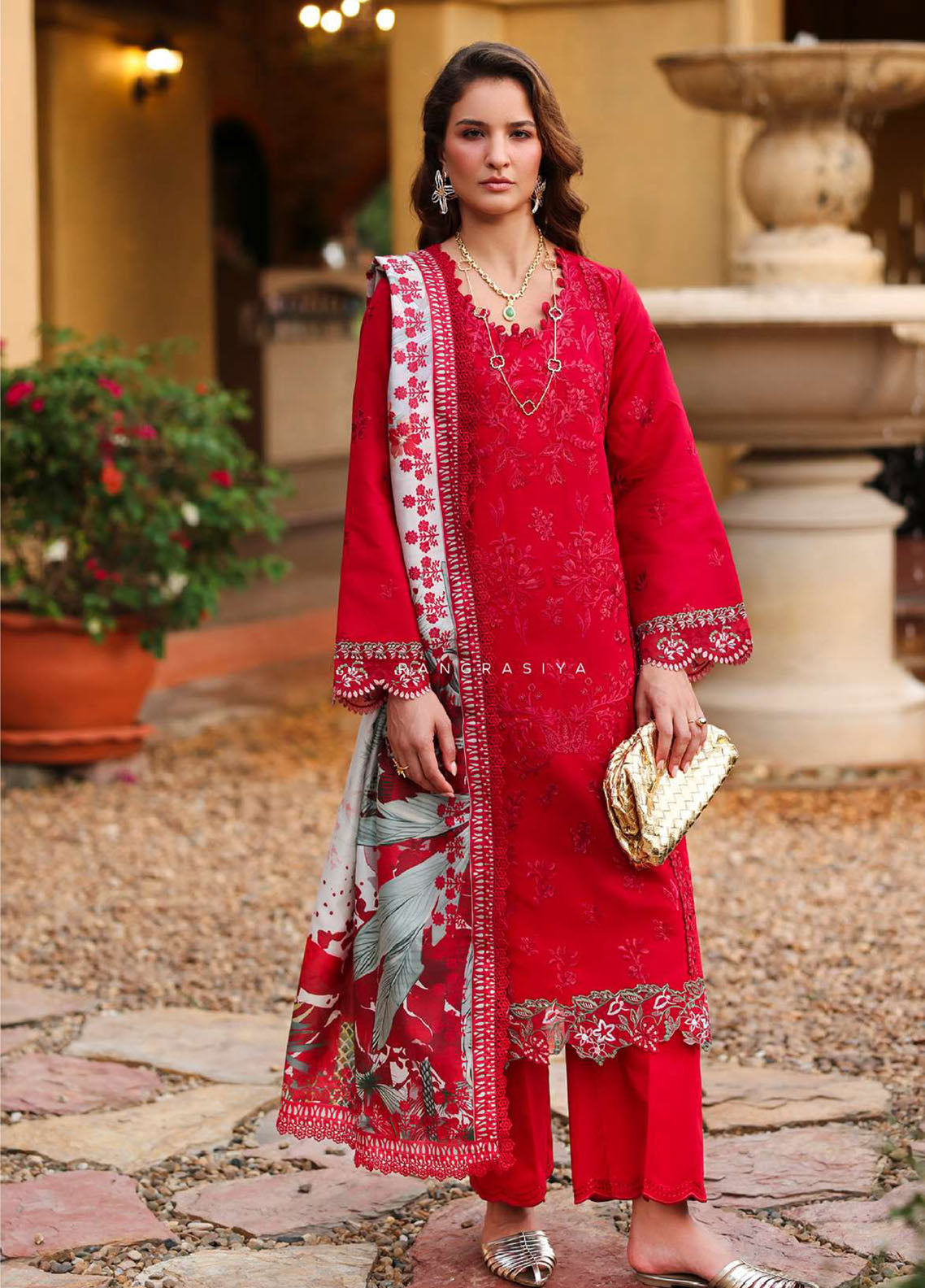 Florence by Rang Rasiya Embroidered Lawn 3 Piece Unstitched Suit RR26FL D-01 Meharmah Florence by Rang Rasiya Embroidered Lawn 3 Piece Unstitched Suit RR26FL D-01 Meharmah