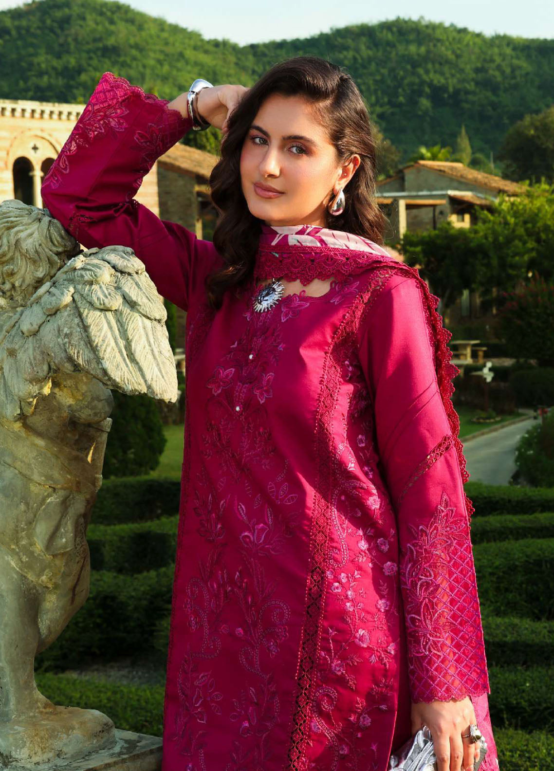 Florence by Rang Rasiya Embroidered Lawn 3 Piece Unstitched Suit RR26FL D-07 Miraal Florence by Rang Rasiya Embroidered Lawn 3 Piece Unstitched Suit RR26FL D-07 Miraal