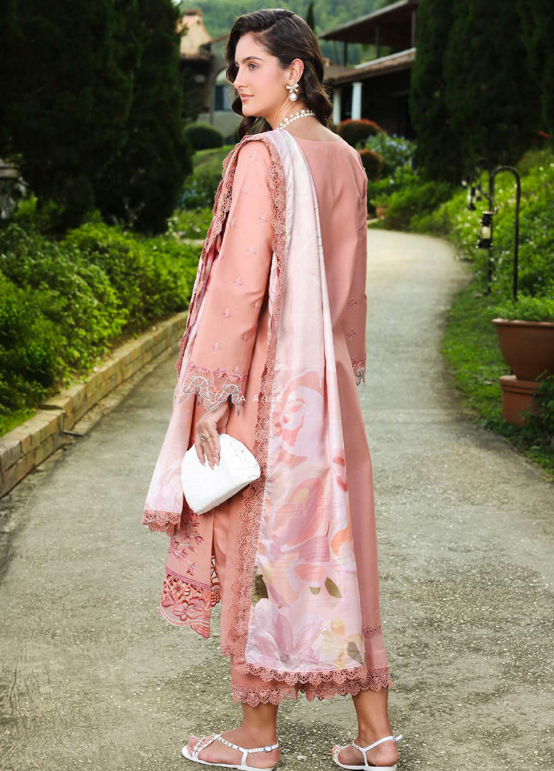 Florence by Rang Rasiya Embroidered Lawn 3 Piece Unstitched Suit RR26FL D-11 Aalen Florence by Rang Rasiya Embroidered Lawn 3 Piece Unstitched Suit RR26FL D-11 Aalen