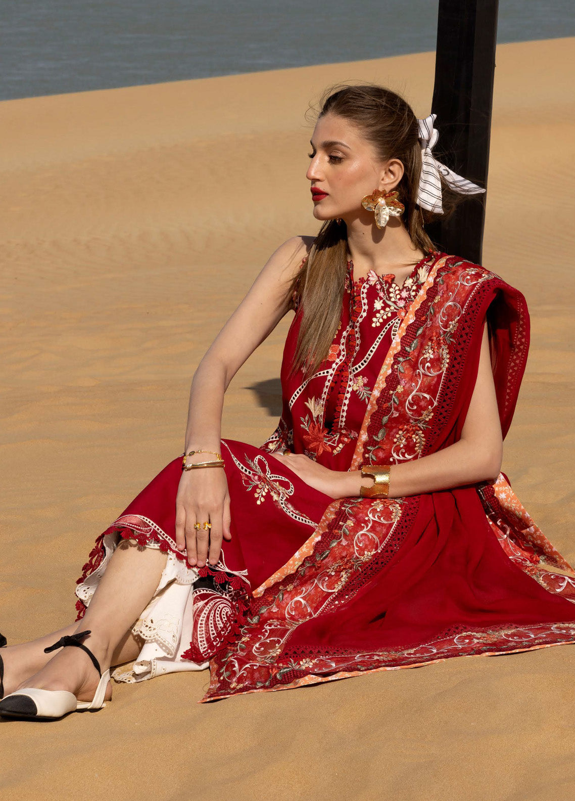 Flow by Crimson Embroidered Lawn Suits Unstitched 3 Piece - CSS25FL 8B TWIRLS AND TIES Flow by Crimson Embroidered Lawn Suits Unstitched 3 Piece - CSS25FL 8B TWIRLS AND TIES