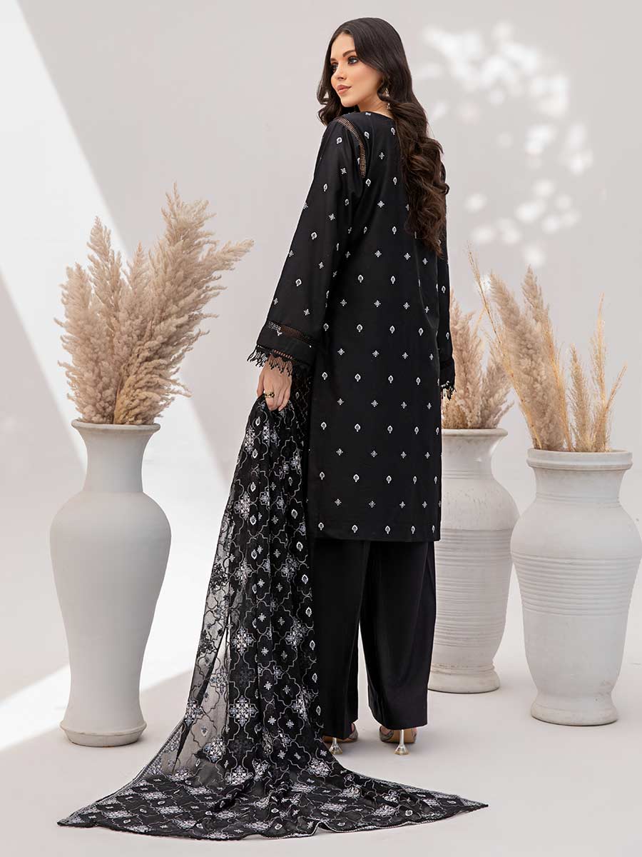 Gul-E-Noor By Aalaya Embroidered Lawn Unstitched 3 Piece Suit - 01 Gul-E-Noor By Aalaya Embroidered Lawn Unstitched 3 Piece Suit - 01