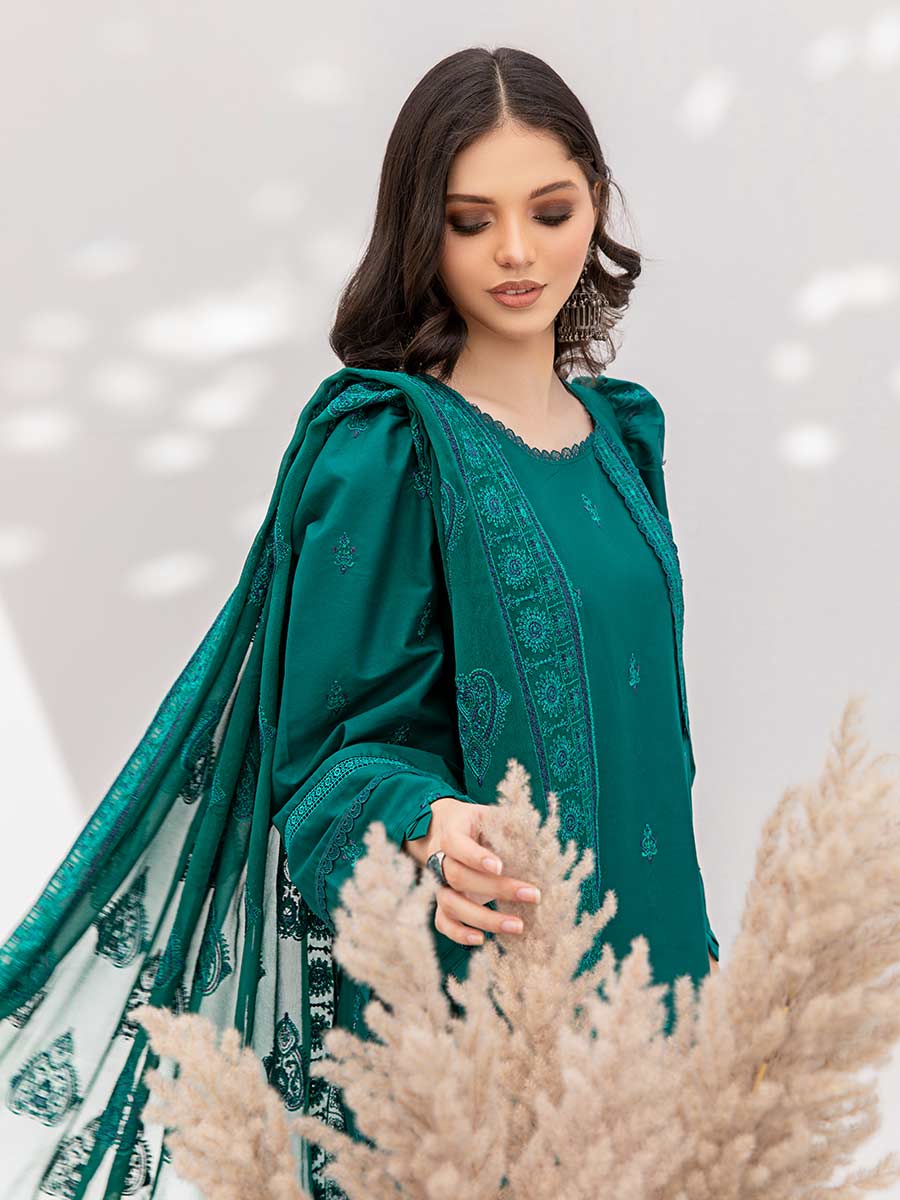 Gul-E-Noor By Aalaya Embroidered Lawn Unstitched 3 Piece Suit - 04 Gul-E-Noor By Aalaya Embroidered Lawn Unstitched 3 Piece Suit - 04