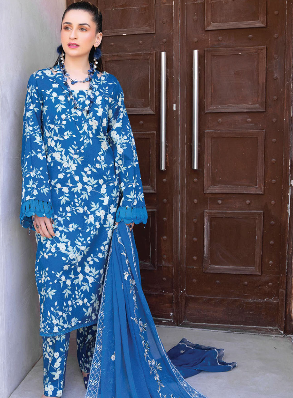 Gardenia By Humdum Embroidered Lawn Suits Unstitched 3 Piece - HD24GL 10 Gardenia By Humdum Embroidered Lawn Suits Unstitched 3 Piece - HD24GL 10