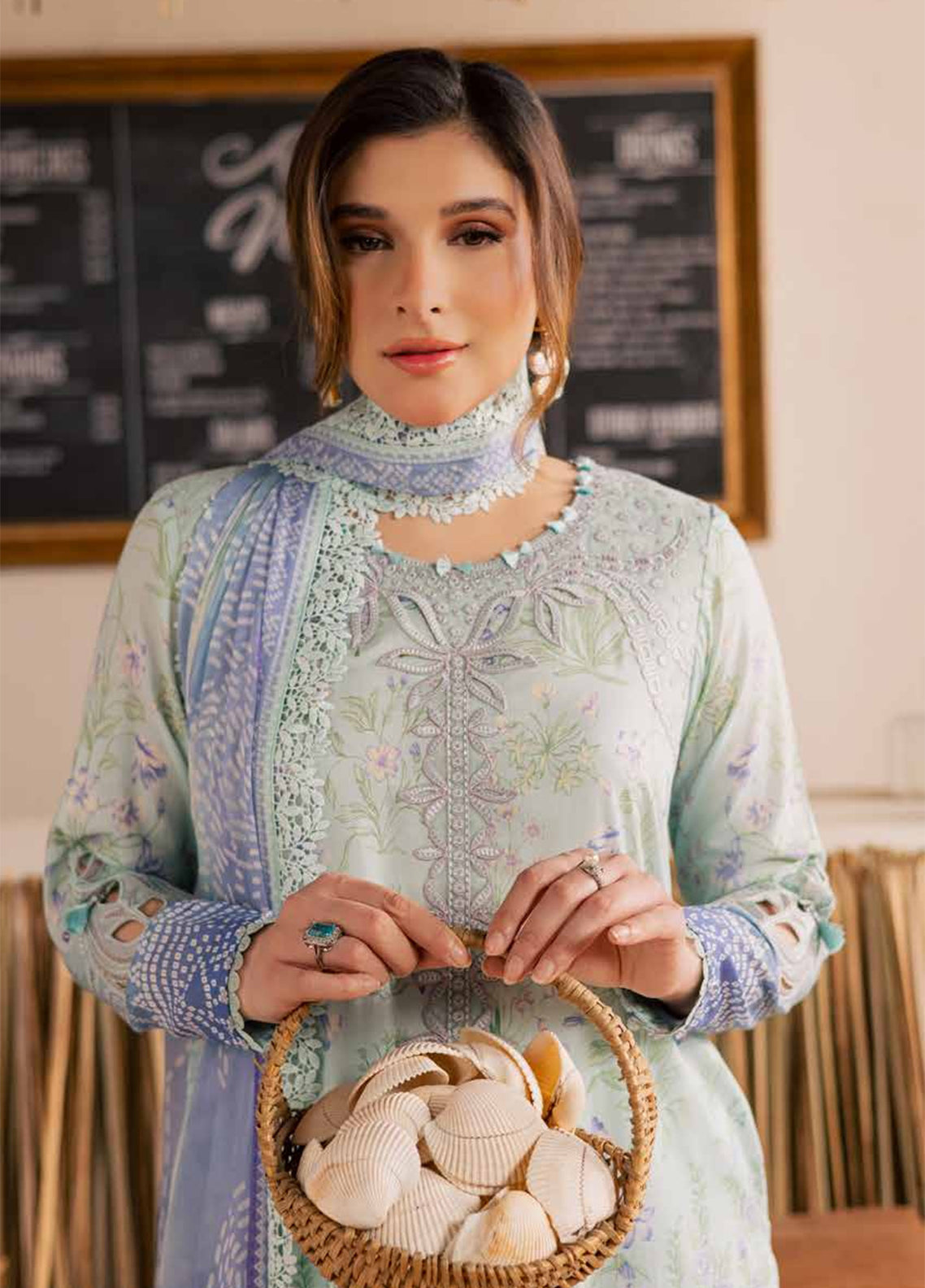 Gardenia By Nureh Embroidered Lawn 3 Piece Unstitched Suit NU26GENPV2 D-NSG-215 Gardenia By Nureh Embroidered Lawn 3 Piece Unstitched Suit NU26GENPV2 D-NSG-215