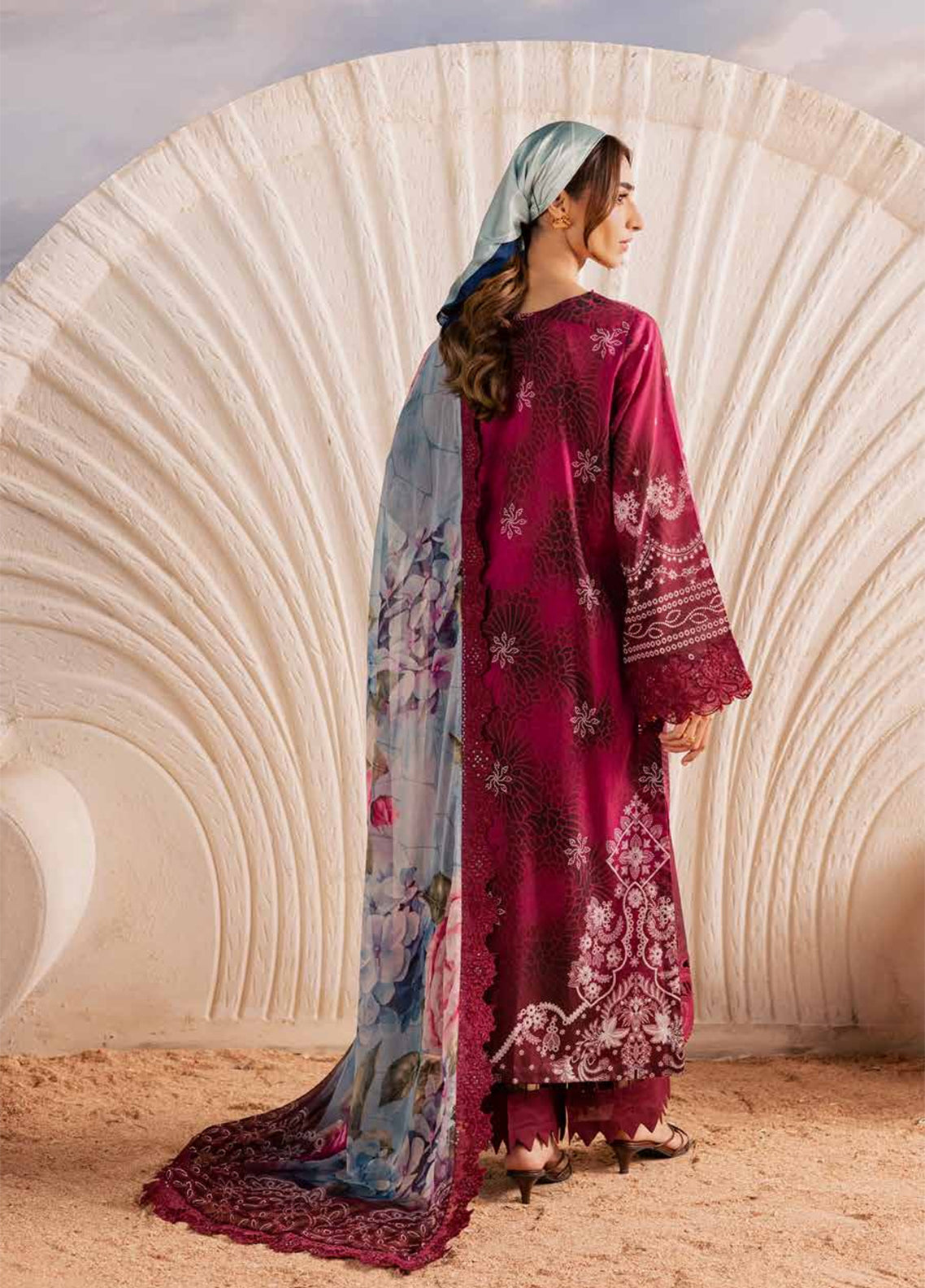 Gardenia By Nureh Embroidered Lawn 3 Piece Unstitched Suit NU26GENPV2 D-NSG-219 Gardenia By Nureh Embroidered Lawn 3 Piece Unstitched Suit NU26GENPV2 D-NSG-219