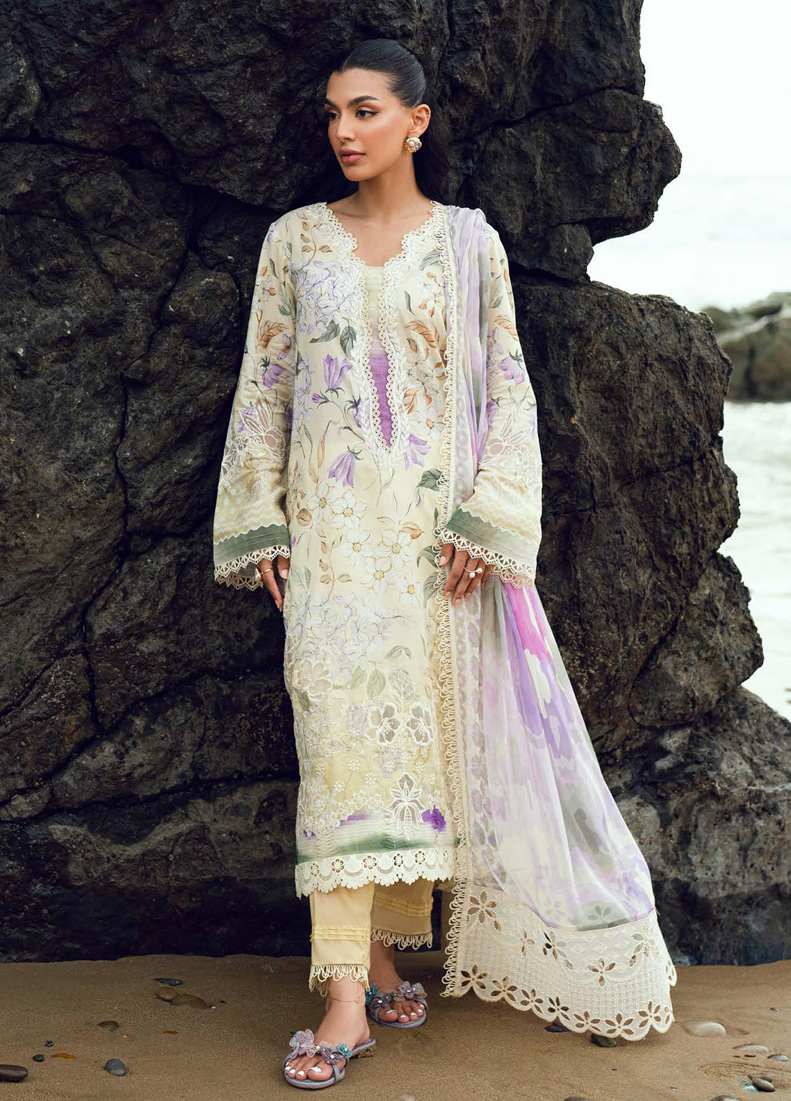 Gardenia By Nureh Embroidered Lawn 3 Piece Unstitched Suit NU26GENP D-NSG-197 Gardenia By Nureh Embroidered Lawn 3 Piece Unstitched Suit NU26GENP D-NSG-197