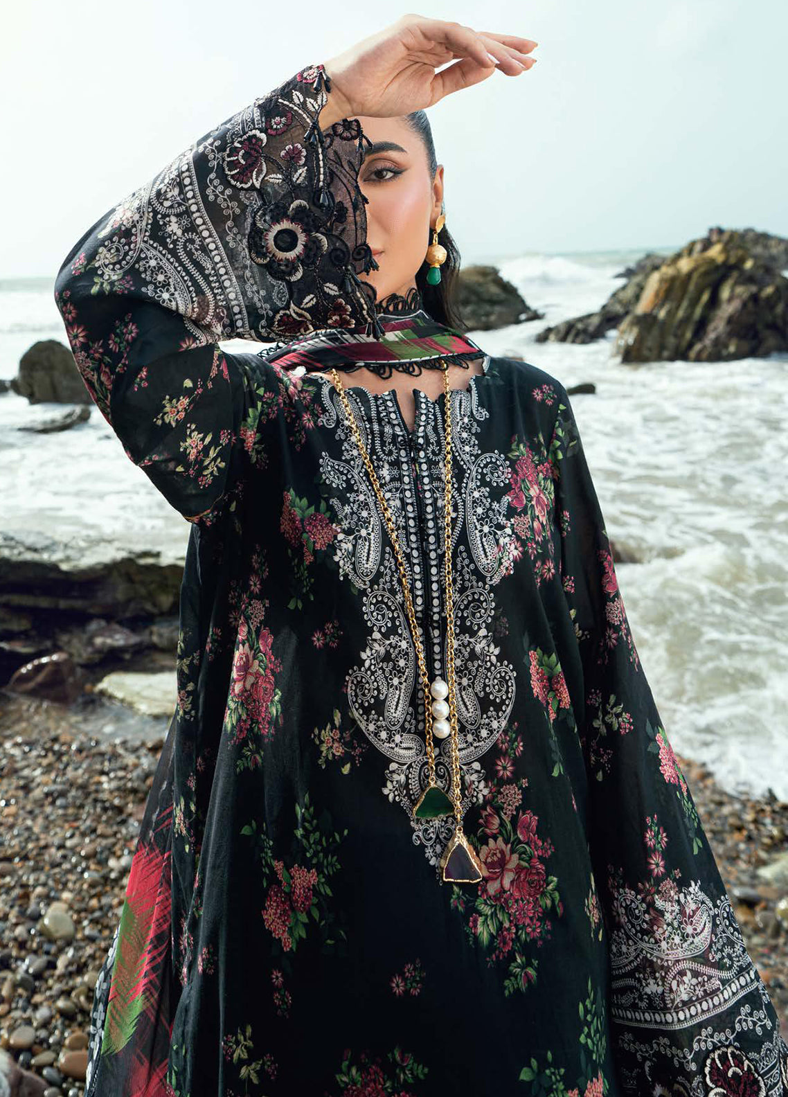 Gardenia By Nureh Embroidered Lawn 3 Piece Unstitched Suit NU26GENP D-NSG-199 Gardenia By Nureh Embroidered Lawn 3 Piece Unstitched Suit NU26GENP D-NSG-199