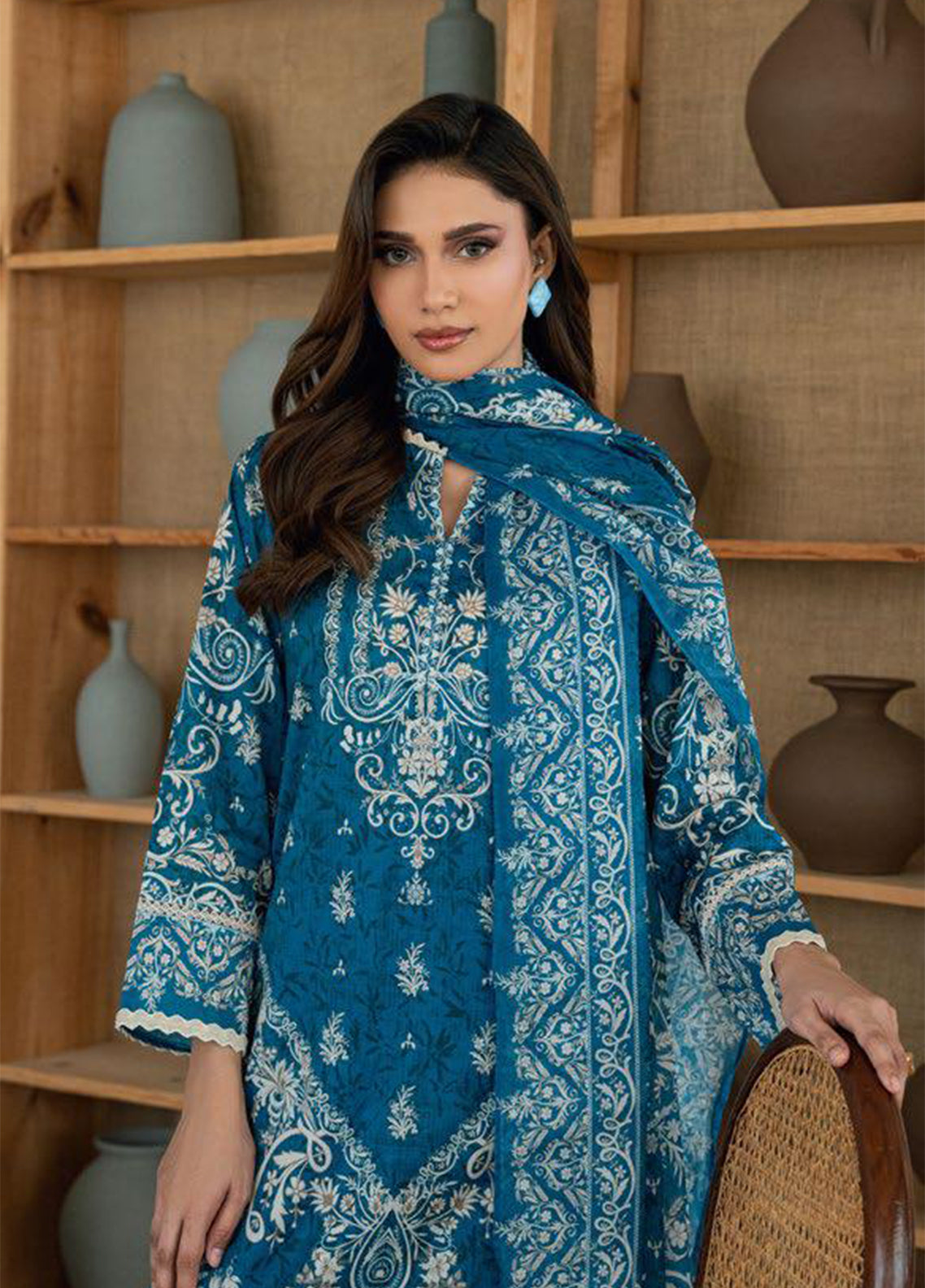 Gul Ahmed Printed Lawn 3 Piece Unstitched Suit GA26S D-CLP-52282 Gul Ahmed Printed Lawn 3 Piece Unstitched Suit GA26S D-CLP-52282