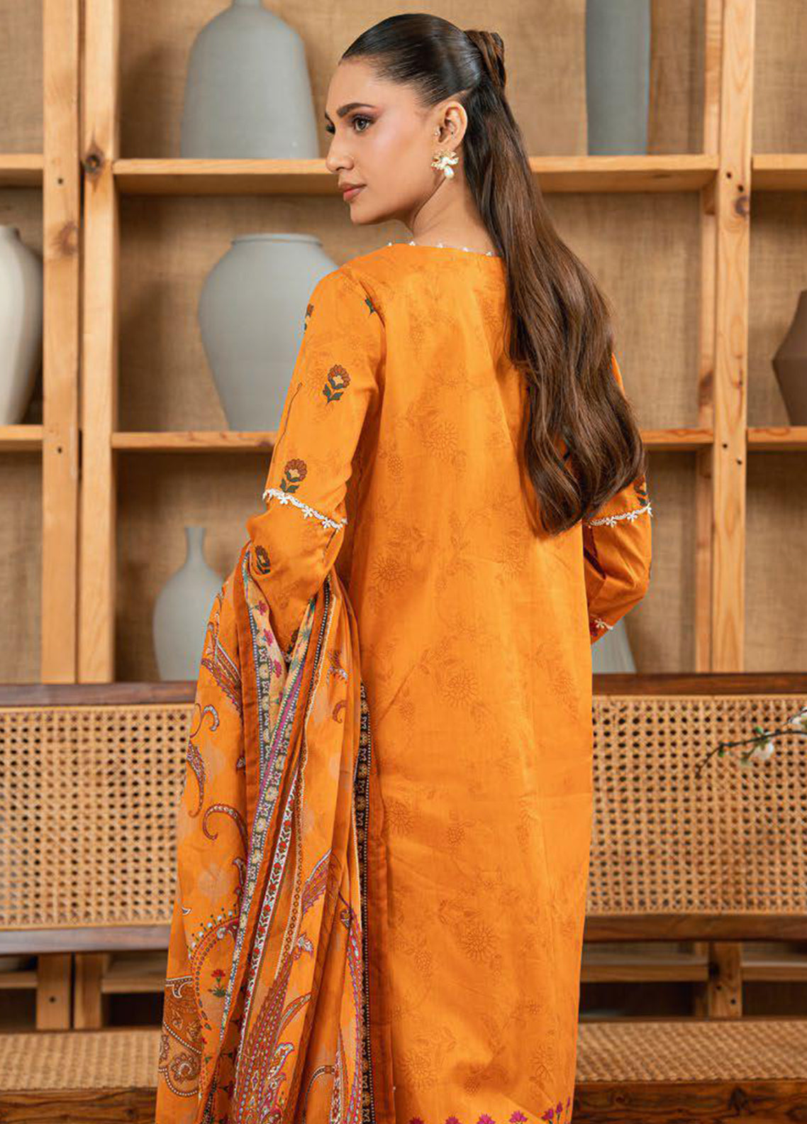 Gul Ahmed Printed Lawn 3 Piece Unstitched Suit GA26S D-CLP-52290 Gul Ahmed Printed Lawn 3 Piece Unstitched Suit GA26S D-CLP-52290
