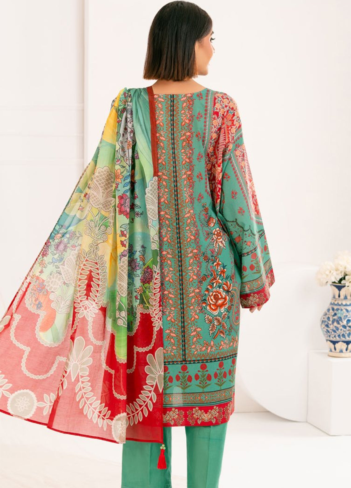 Gul Bahar Blossom By Gul Ahmed Printed Lawn 3 Piece Unstitched Suit GA26GBB D-CLP-52229 Gul Bahar Blossom By Gul Ahmed Printed Lawn 3 Piece Unstitched Suit GA26GBB D-CLP-52229