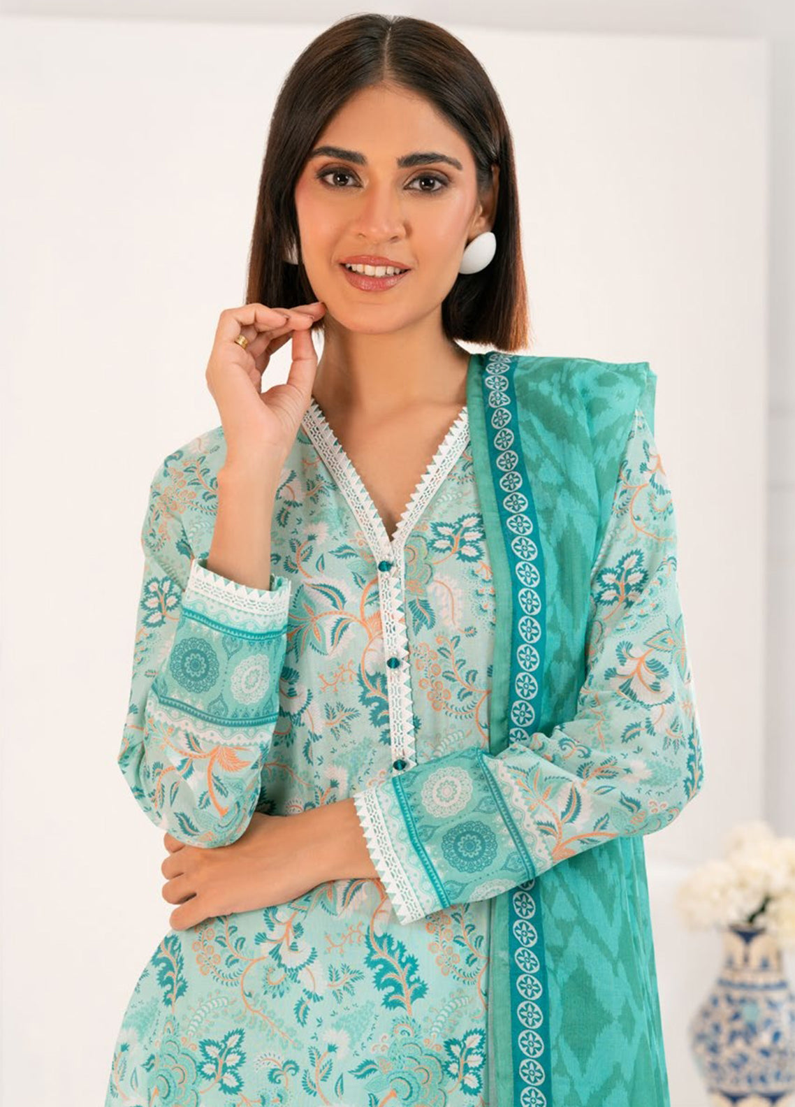 Gul Bahar Blossom By Gul Ahmed Printed Lawn 3 Piece Unstitched Suit GA26GBB D-CLP-52239 Gul Bahar Blossom By Gul Ahmed Printed Lawn 3 Piece Unstitched Suit GA26GBB D-CLP-52239