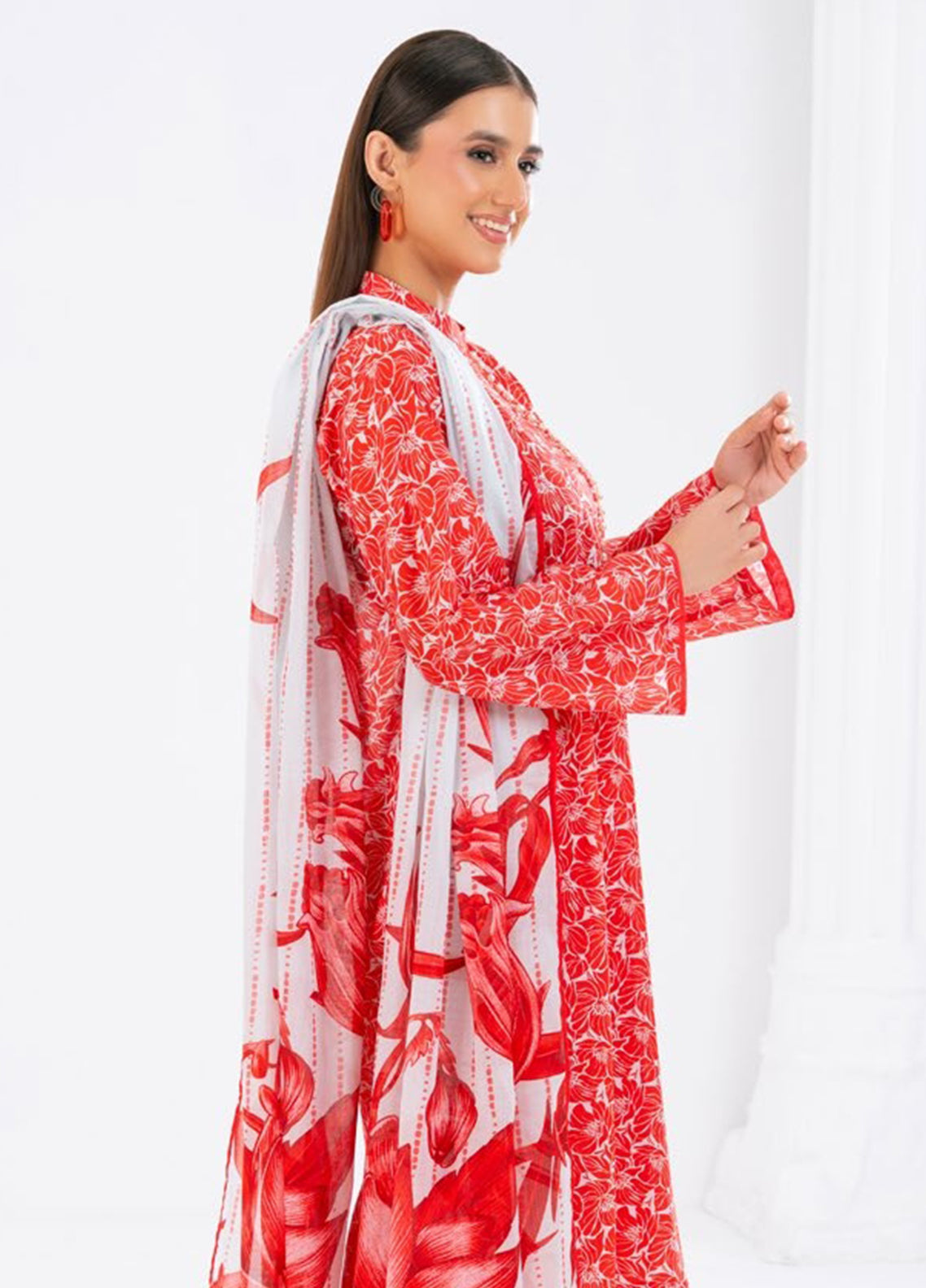 Gul Bahar Blossom By Gul Ahmed Printed Lawn 3 Piece Unstitched Suit GA26GBB D-CLP-52249 Gul Bahar Blossom By Gul Ahmed Printed Lawn 3 Piece Unstitched Suit GA26GBB D-CLP-52249