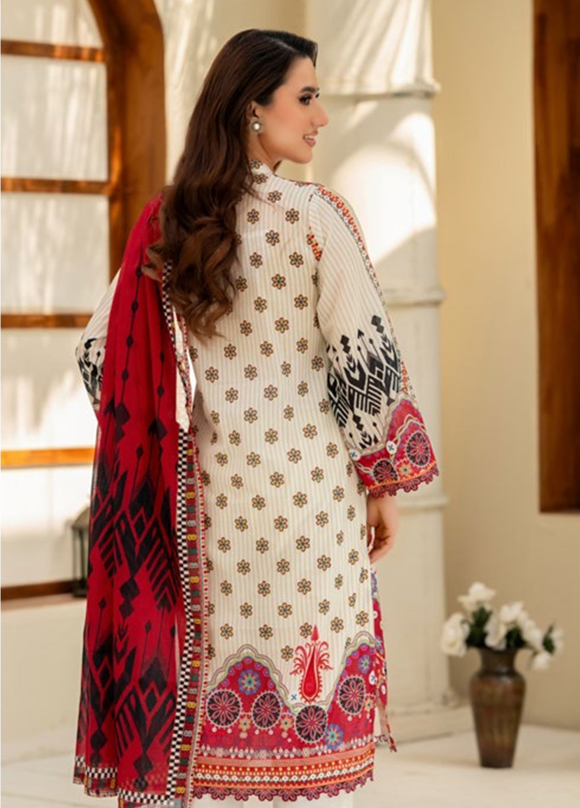 Gul Bahar Blossom By Gul Ahmed Printed Lawn 3 Piece Unstitched Suit GA26GBB D-CLP-52257 Gul Bahar Blossom By Gul Ahmed Printed Lawn 3 Piece Unstitched Suit GA26GBB D-CLP-52257