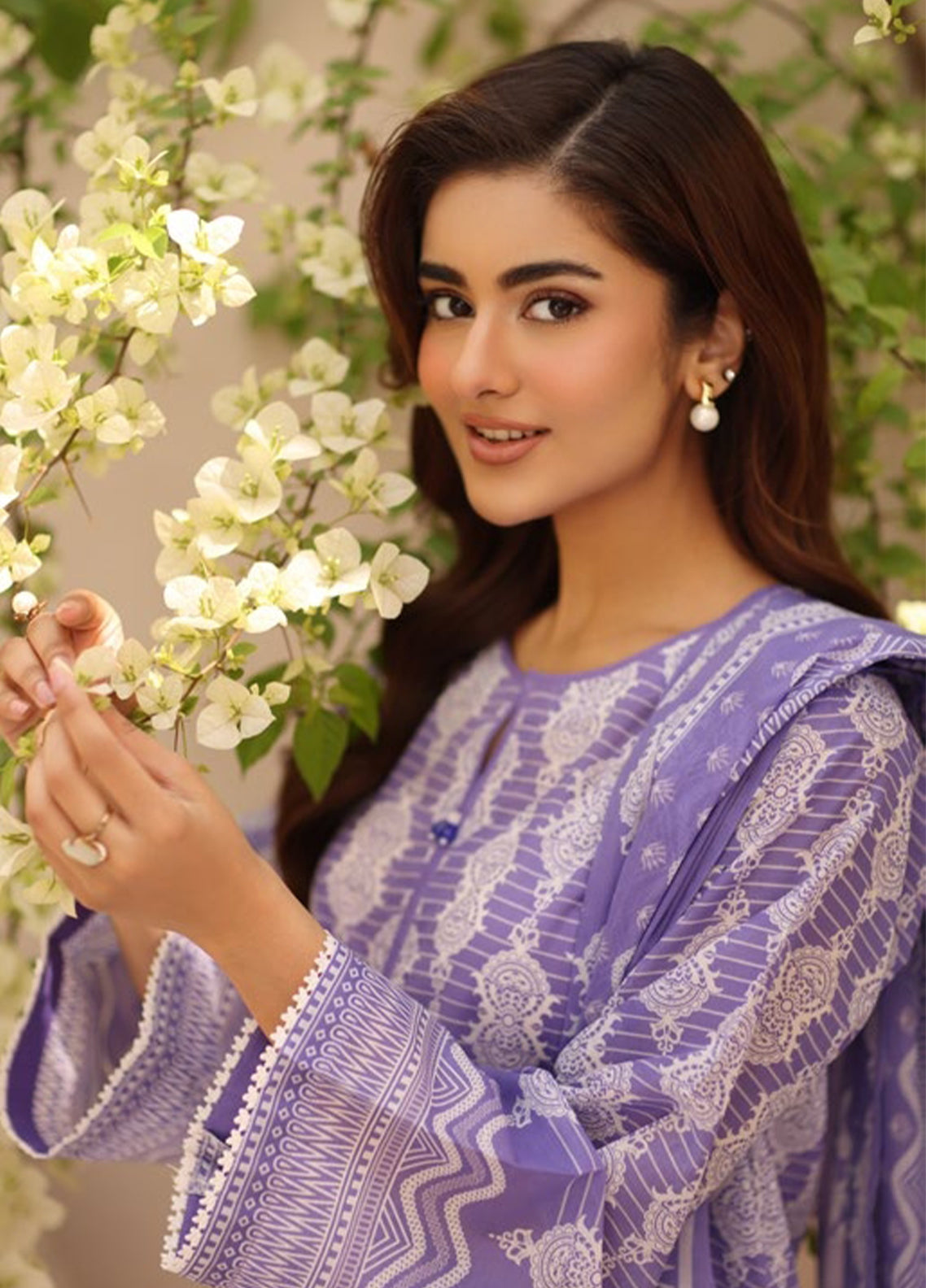 Gul Bahar Blossom By Gul Ahmed Printed Lawn 3 Piece Unstitched Suit GA26GBB D-CLP-62027 Gul Bahar Blossom By Gul Ahmed Printed Lawn 3 Piece Unstitched Suit GA26GBB D-CLP-62027