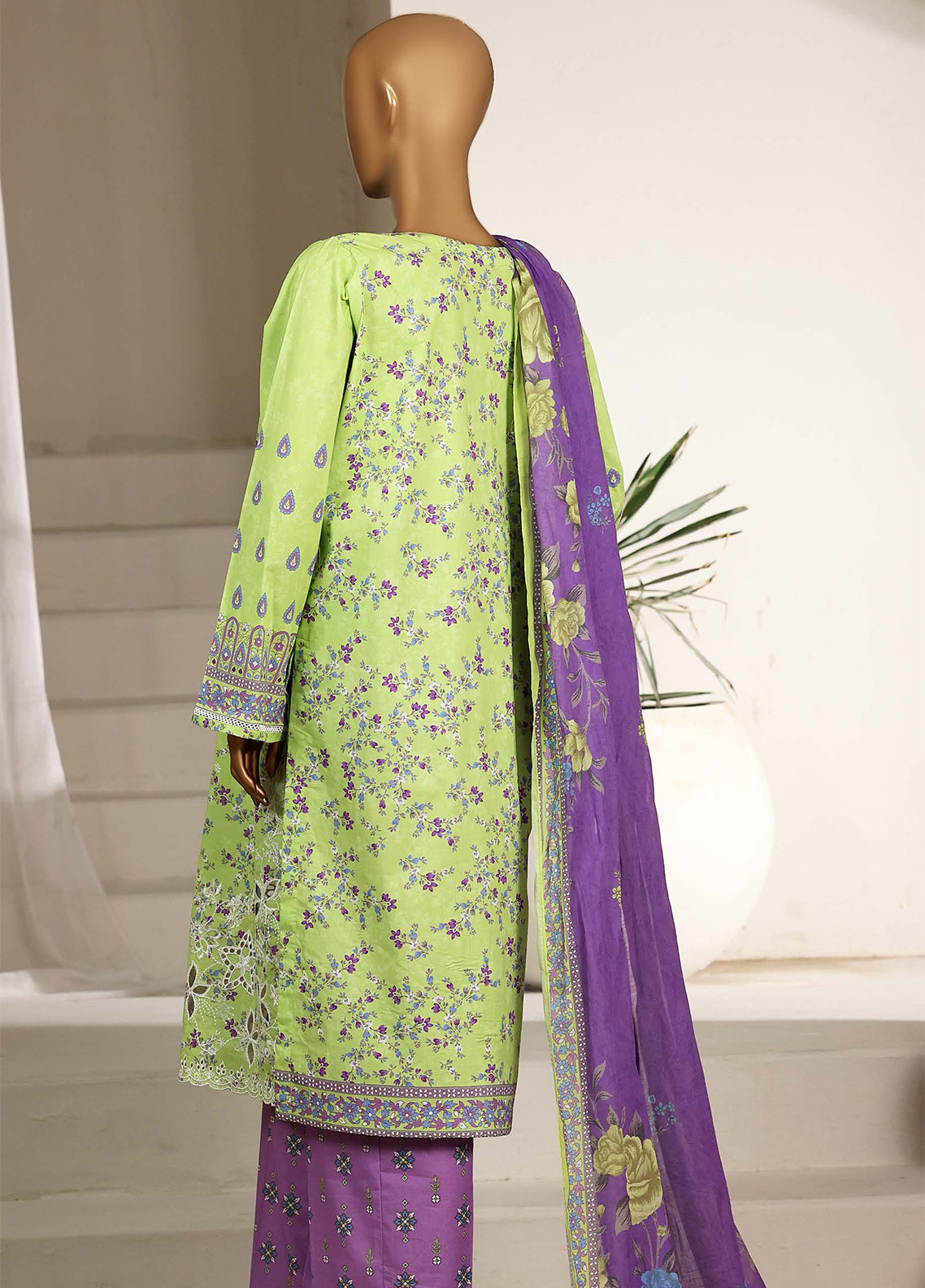 Guldozi By HZ Textiles Embroidered Lawn 3 Piece Stitched Suit HZ26GEL D-028 Guldozi By HZ Textiles Embroidered Lawn 3 Piece Stitched Suit HZ26GEL D-028