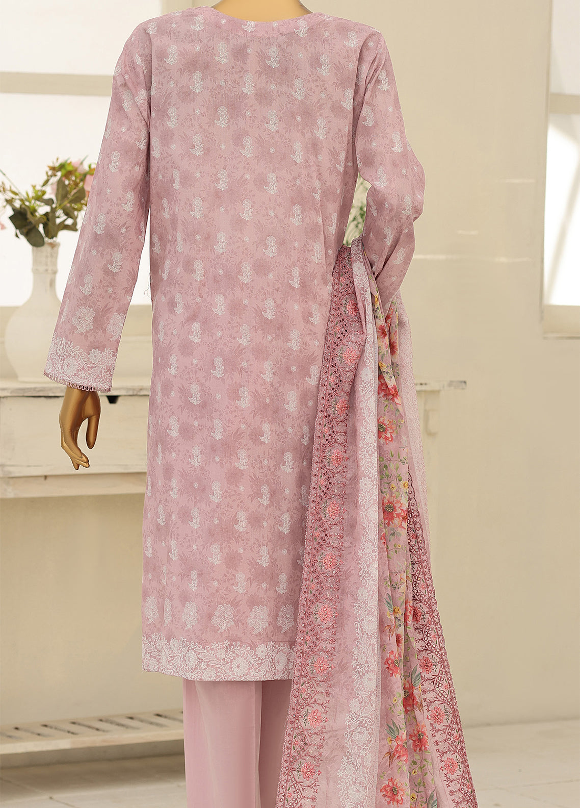 HZ Textile Premium Embroidered Lawn 3 Piece Unstitched Suit HZ26PEE D-PEC-1236 HZ Textile Premium Embroidered Lawn 3 Piece Unstitched Suit HZ26PEE D-PEC-1236