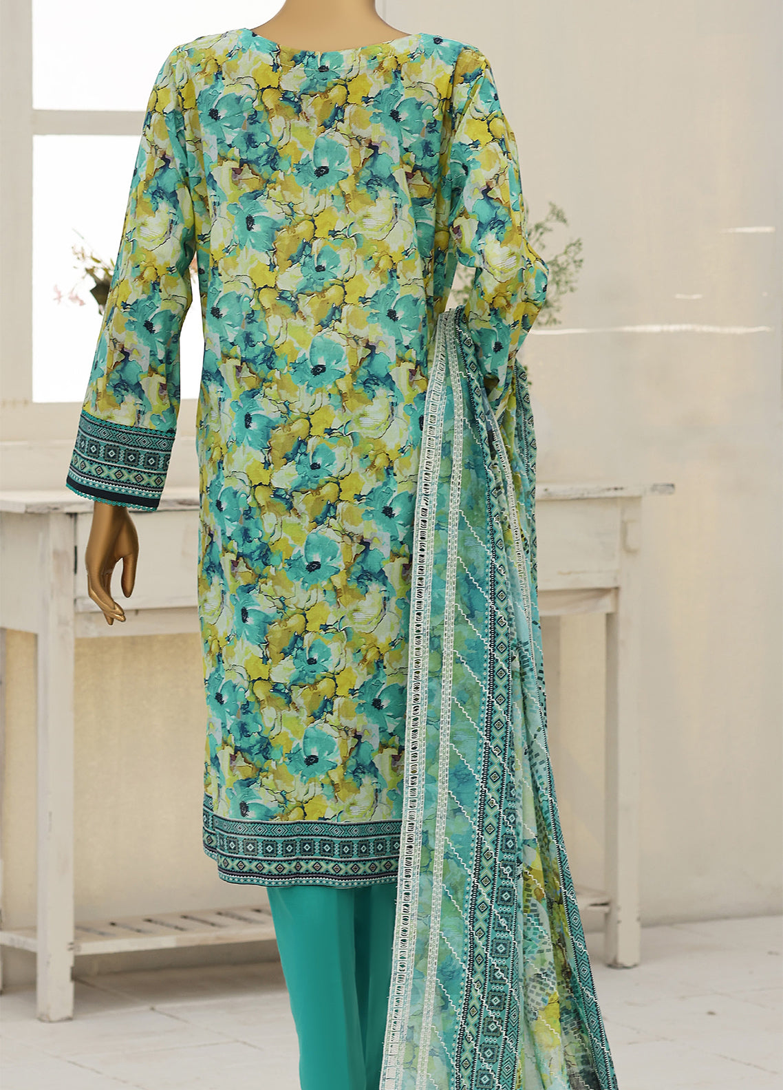 HZ Textile Premium Embroidered Lawn 3 Piece Unstitched Suit HZ26PEE D-PEC-640 HZ Textile Premium Embroidered Lawn 3 Piece Unstitched Suit HZ26PEE D-PEC-640