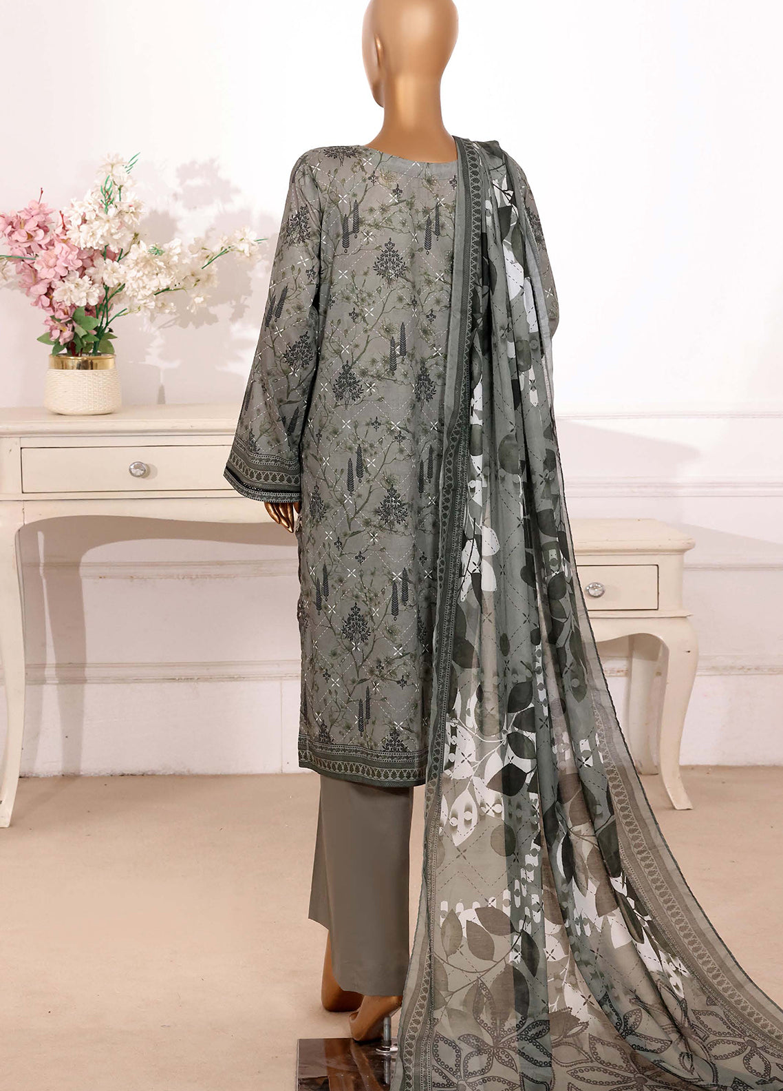 HZ Textiles Cutworkari Embroidered Lawn 3 Piece Stitched Suit HZ26CEL D-CPE-013 HZ Textiles Cutworkari Embroidered Lawn 3 Piece Stitched Suit HZ26CEL D-CPE-013