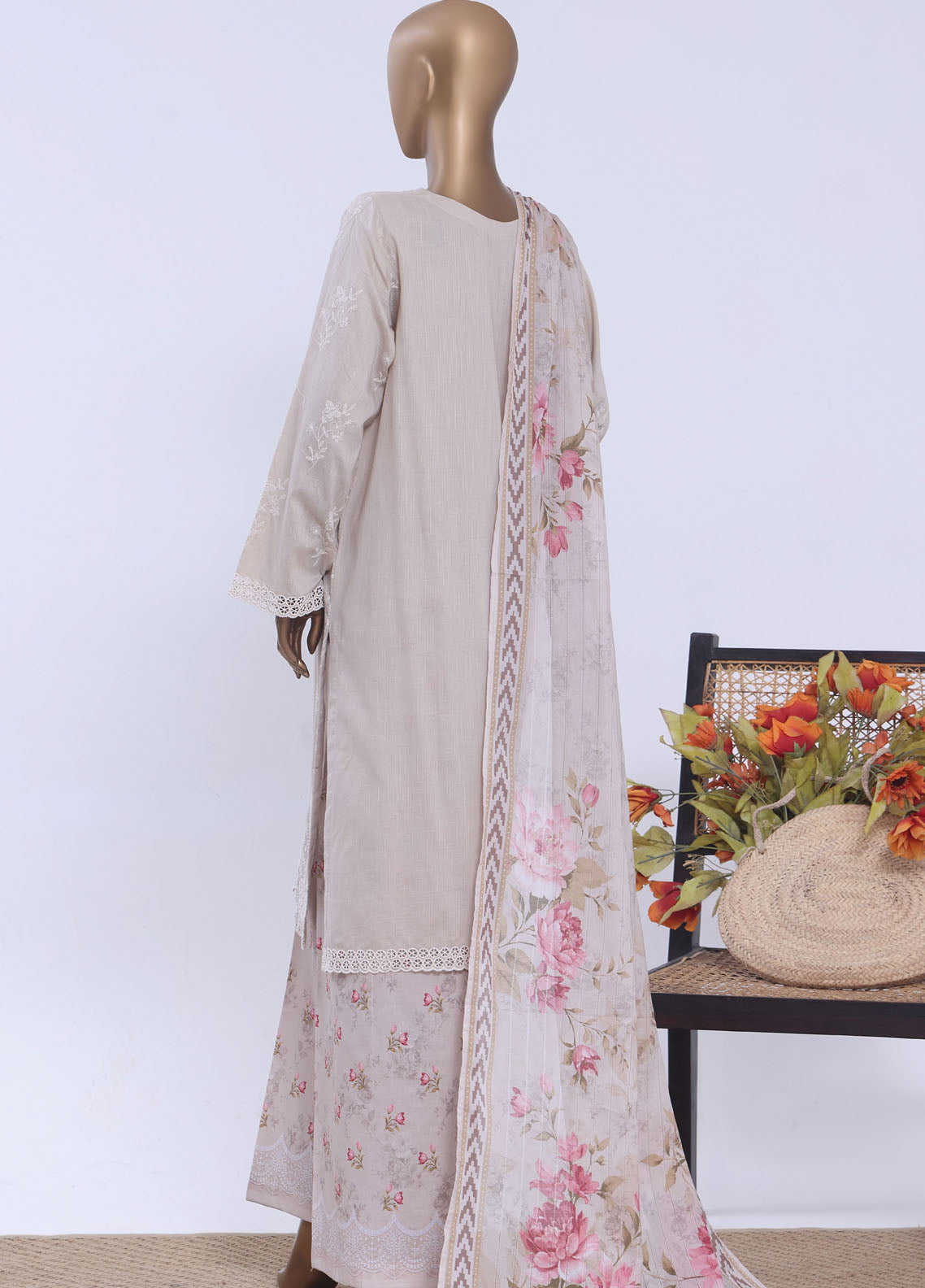 HZ Textiles Embroidered Chikankari Lawn 3 Piece Stitched Suit HZ26EC D-085 N SPARK HZ Textiles Embroidered Chikankari Lawn 3 Piece Stitched Suit HZ26EC D-085 N SPARK