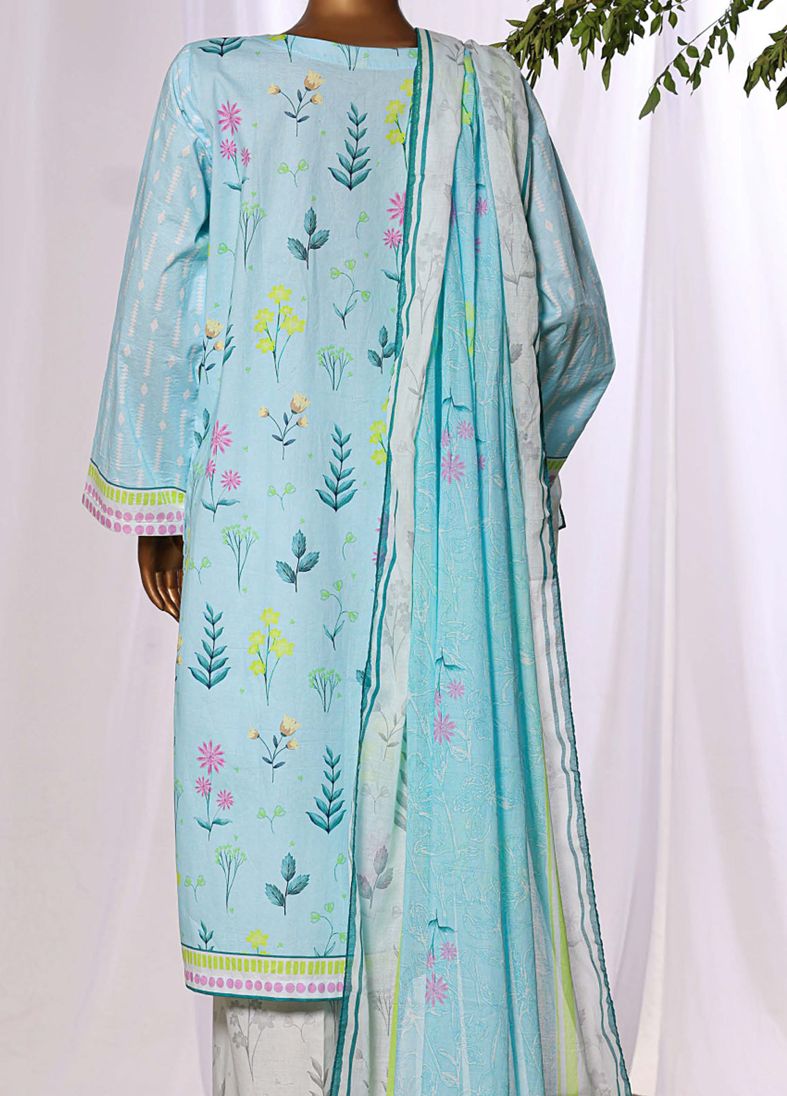 HZ Textiles Embroidered Lawn 3 Piece Stitched Suit HZ26DWE D-050 HZ Textiles Embroidered Lawn 3 Piece Stitched Suit HZ26DWE D-050