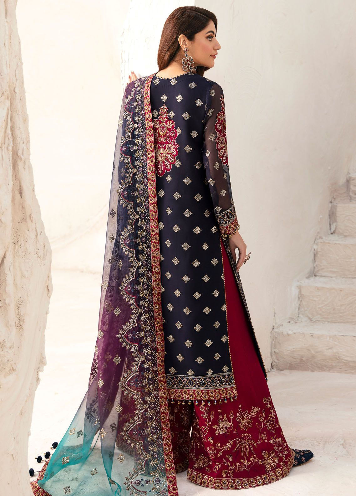 Heer By Alizeh Fashion Embroidered Chiffon Suits Unstitched 3 Piece - ALZ24HF 03 NAGAR Heer By Alizeh Fashion Embroidered Chiffon Suits Unstitched 3 Piece - ALZ24HF 03 NAGAR