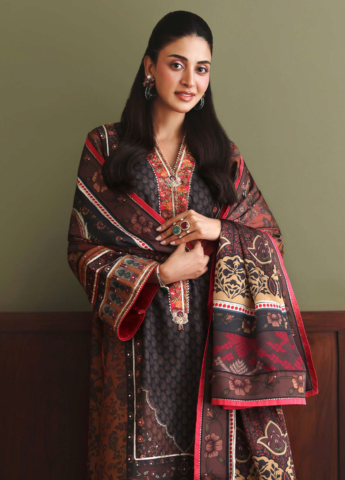 Hemline Nirvana By Mushq Embroidered Raw Silk 3 Piece Unstitched Suit MQ26HNUL D-2603 EFFORTLESSLY ME Hemline Nirvana By Mushq Embroidered Raw Silk 3 Piece Unstitched Suit MQ26HNUL D-2603 EFFORTLESSLY ME