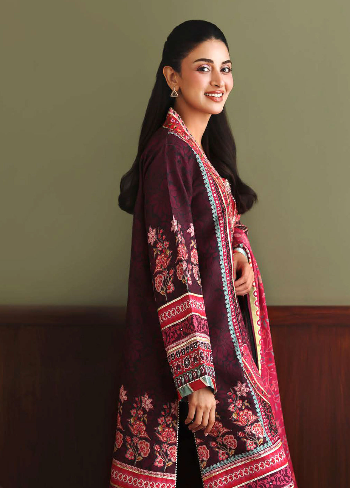 Hemline Nirvana By Mushq Embroidered Raw Silk 3 Piece Unstitched Suit MQ26HNUL D-2605 DAY DREAMER Hemline Nirvana By Mushq Embroidered Raw Silk 3 Piece Unstitched Suit MQ26HNUL D-2605 DAY DREAMER