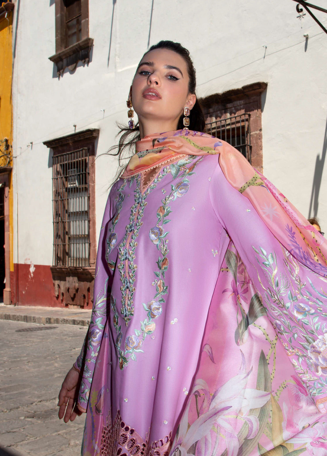 Hemline Odyssey By Mushq Embroidered Lawn 3 Piece Unstitched Suit MQ26HOL D-01 ALBA Hemline Odyssey By Mushq Embroidered Lawn 3 Piece Unstitched Suit MQ26HOL D-01 ALBA