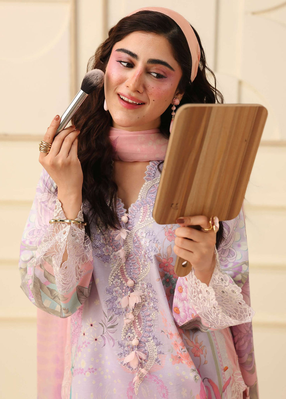 Hemline Soleil By Mushq Embroidered Lawn 3 Piece Unstitched Suit MQ26HSP D-310 FLORA AMOUR Hemline Soleil By Mushq Embroidered Lawn 3 Piece Unstitched Suit MQ26HSP D-310 FLORA AMOUR