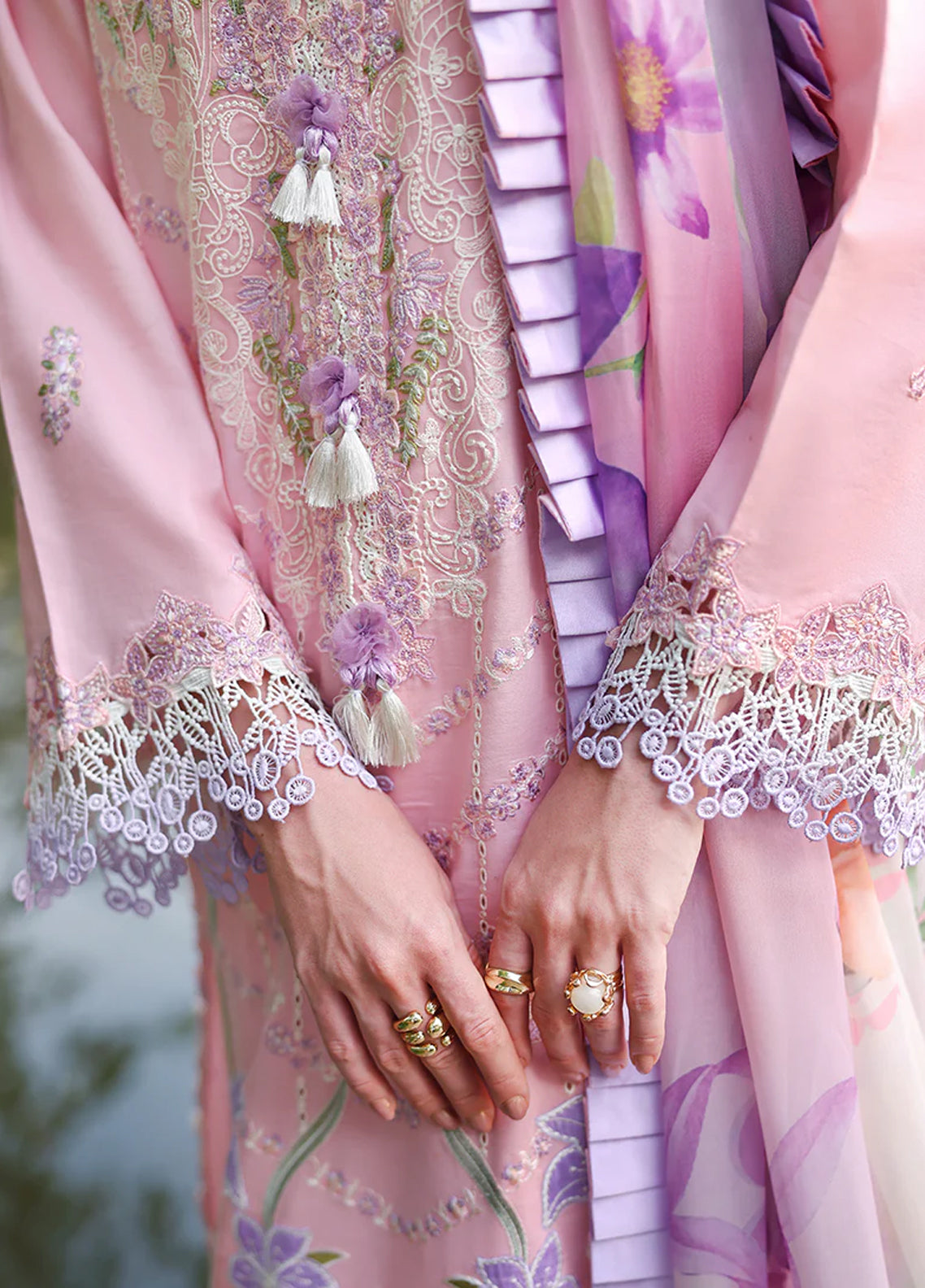 Hemline The Secret Garden By Mushq Embroidered Lawn 3 Piece Unstitched Suit MQ26HLTSGV2 D-02 MOONPETAL Hemline The Secret Garden By Mushq Embroidered Lawn 3 Piece Unstitched Suit MQ26HLTSGV2 D-02 MOONPETAL