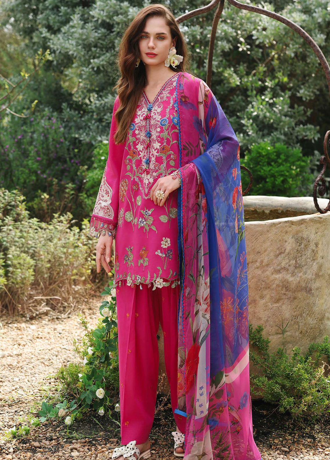 Hemline The Secret Garden By Mushq Embroidered Lawn 3 Piece Unstitched Suit MQ26HLTSGV3 D-07 BLOOMVEIL Hemline The Secret Garden By Mushq Embroidered Lawn 3 Piece Unstitched Suit MQ26HLTSGV3 D-07 BLOOMVEIL