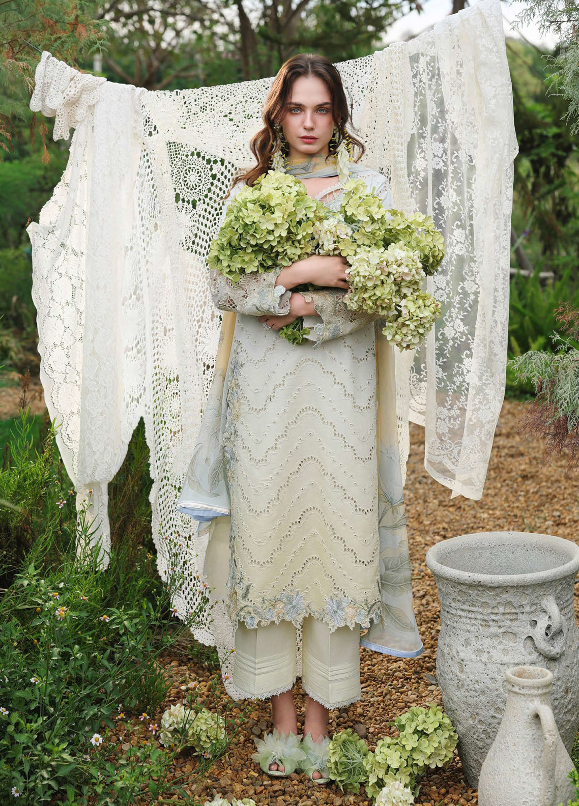 Hemline The Secret Garden By Mushq Embroidered Lawn 3 Piece Unstitched Suit MQ26HLTSGV3 D-11 IVORY BOTANICA Hemline The Secret Garden By Mushq Embroidered Lawn 3 Piece Unstitched Suit MQ26HLTSGV3 D-11 IVORY BOTANICA