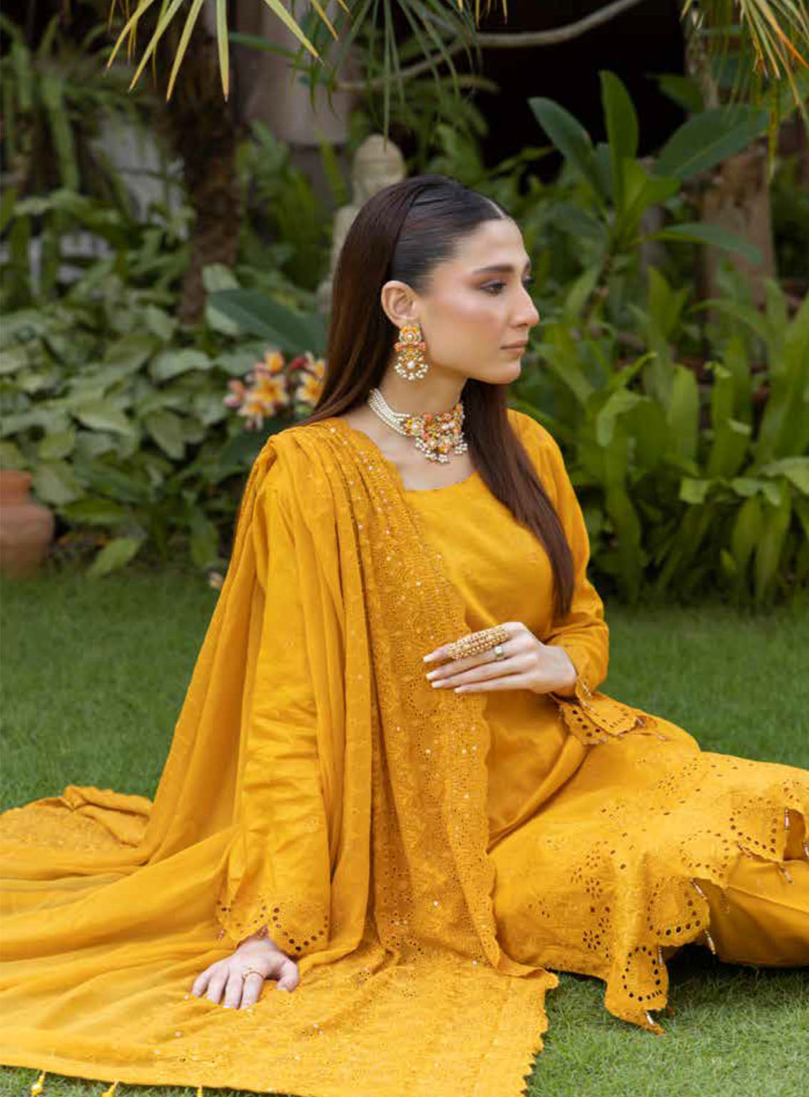 Heritage By Schick Embroidered Lawn Suits Unstitched 3 Piece - SDH24HRL 02 Heritage By Schick Embroidered Lawn Suits Unstitched 3 Piece - SDH24HRL 02