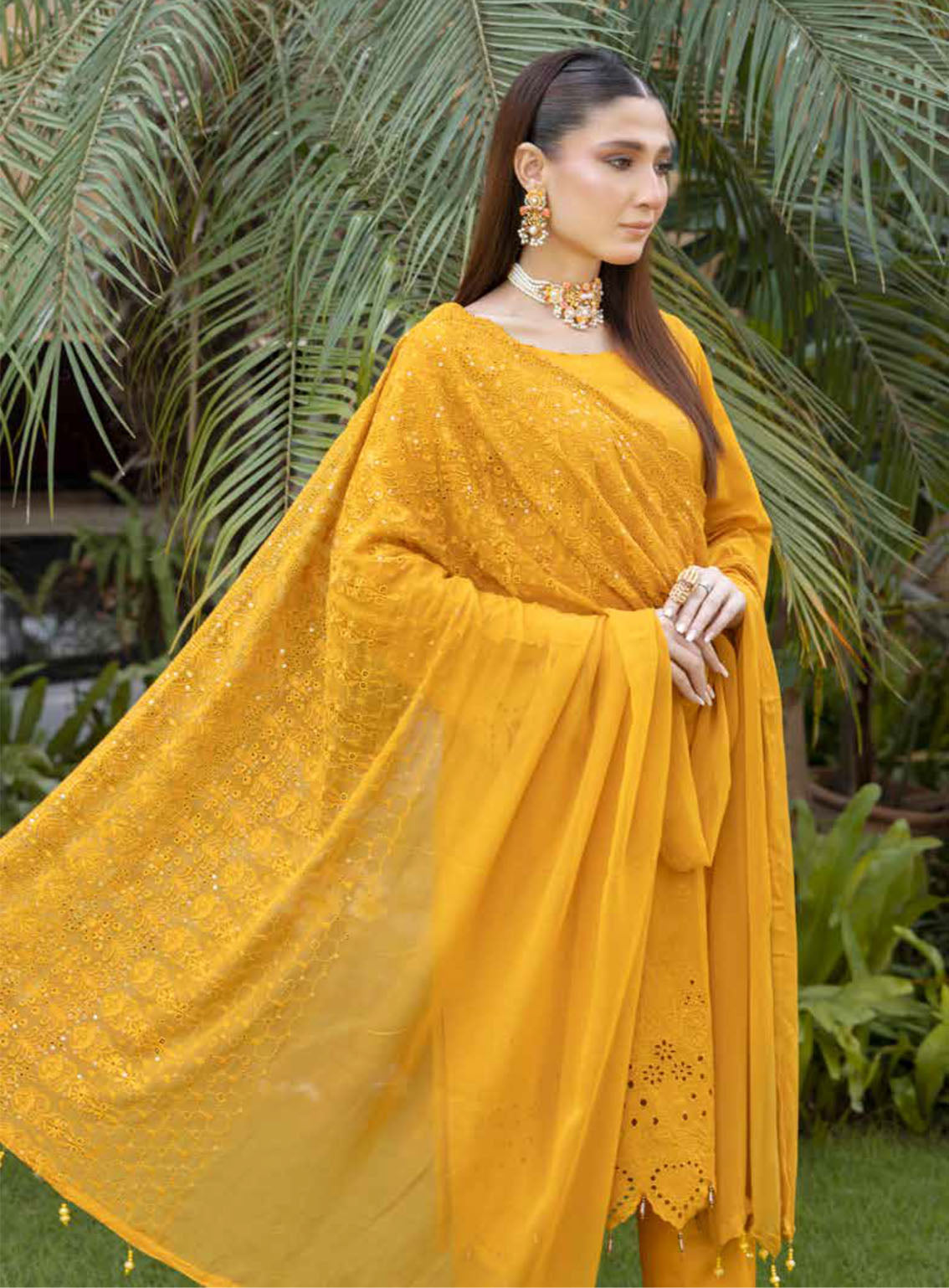 Heritage By Schick Embroidered Lawn Suits Unstitched 3 Piece - SDH24HRL 02 Heritage By Schick Embroidered Lawn Suits Unstitched 3 Piece - SDH24HRL 02