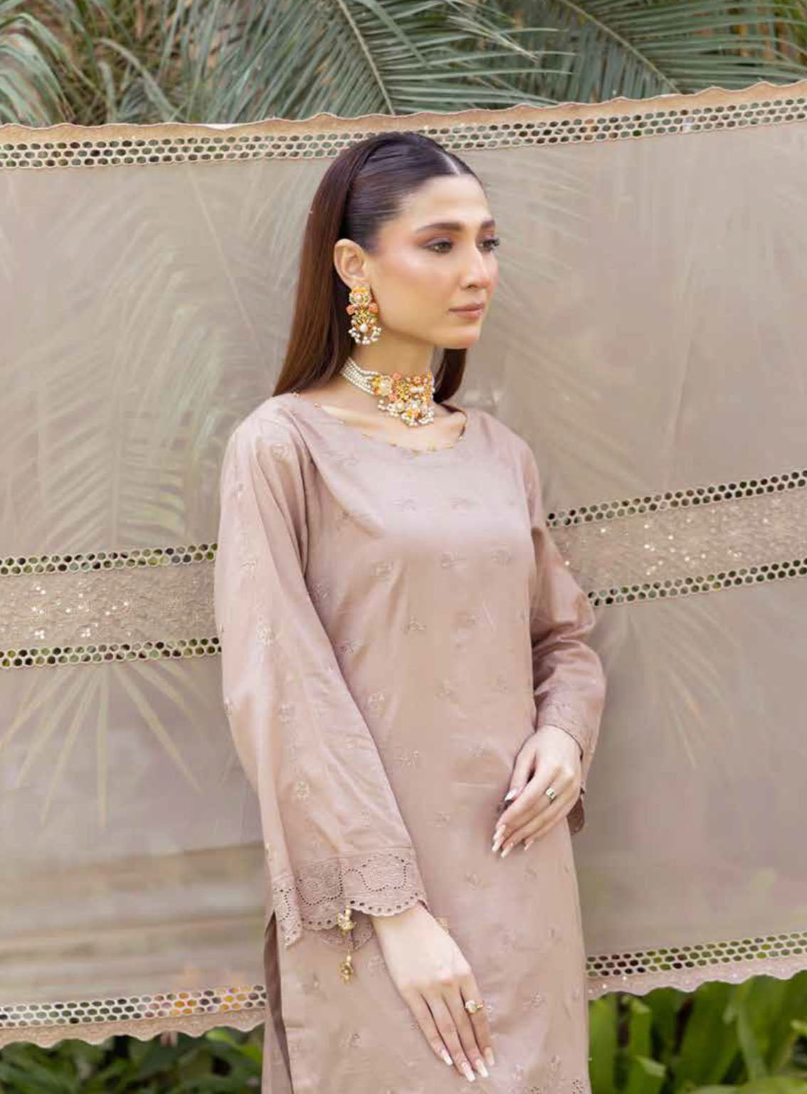 Heritage By Schick Embroidered Lawn Suits Unstitched 3 Piece - SDH24HRL 04 Heritage By Schick Embroidered Lawn Suits Unstitched 3 Piece - SDH24HRL 04