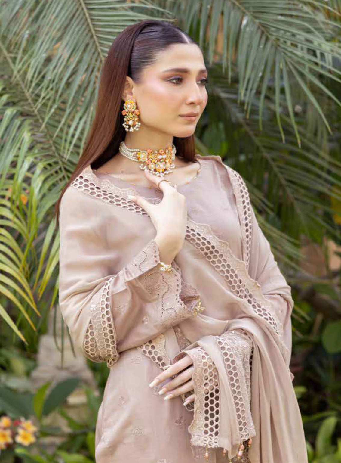 Heritage By Schick Embroidered Lawn Suits Unstitched 3 Piece - SDH24HRL 04 Heritage By Schick Embroidered Lawn Suits Unstitched 3 Piece - SDH24HRL 04