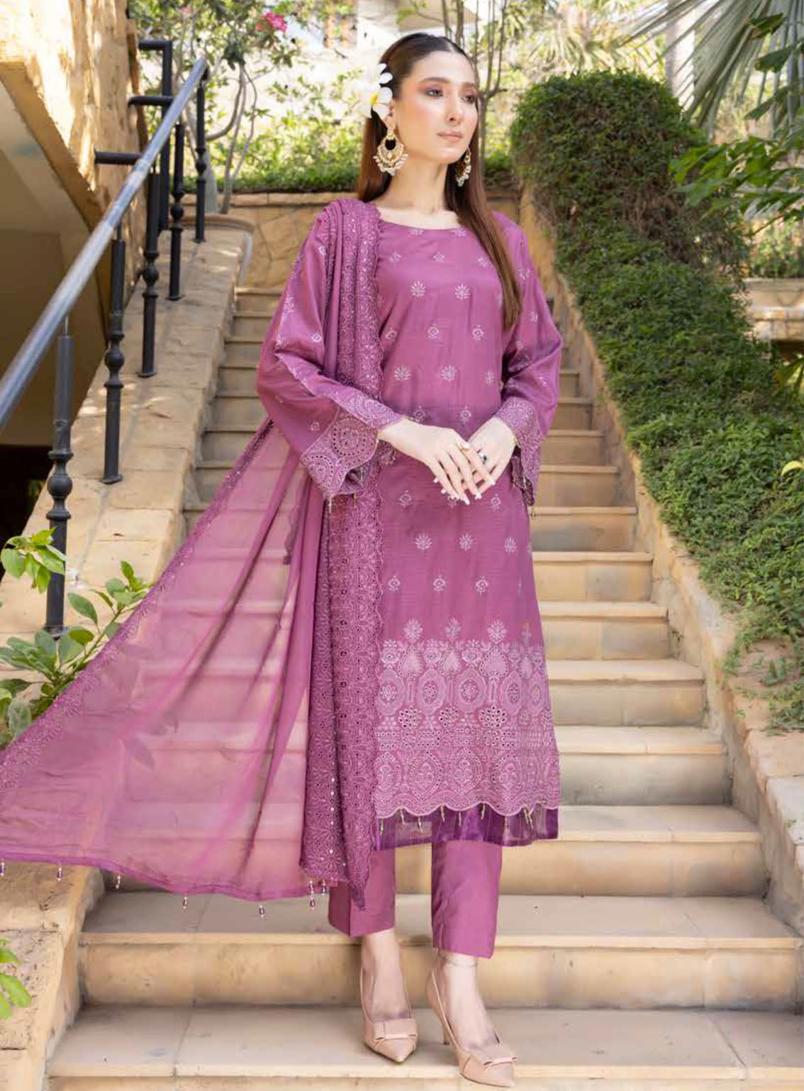 Heritage By Schick Embroidered Lawn Suits Unstitched 3 Piece - SDH24HRL 05 Heritage By Schick Embroidered Lawn Suits Unstitched 3 Piece - SDH24HRL 05