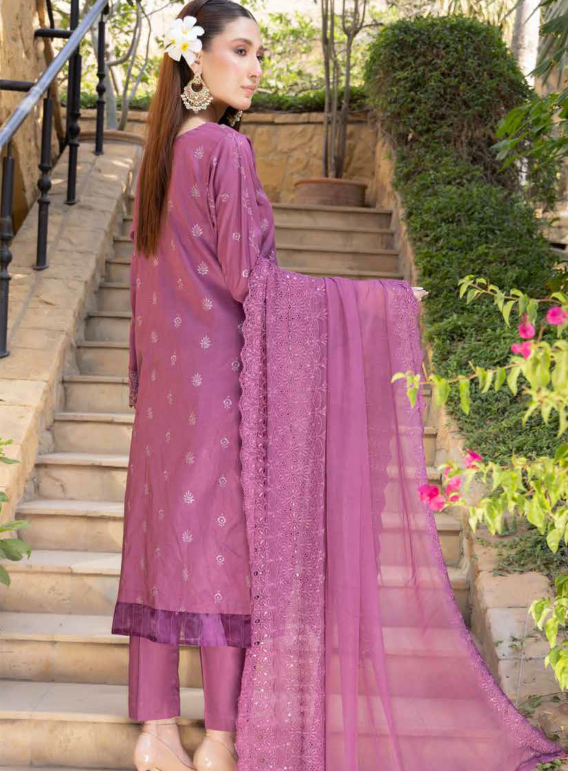 Heritage By Schick Embroidered Lawn Suits Unstitched 3 Piece - SDH24HRL 05 Heritage By Schick Embroidered Lawn Suits Unstitched 3 Piece - SDH24HRL 05