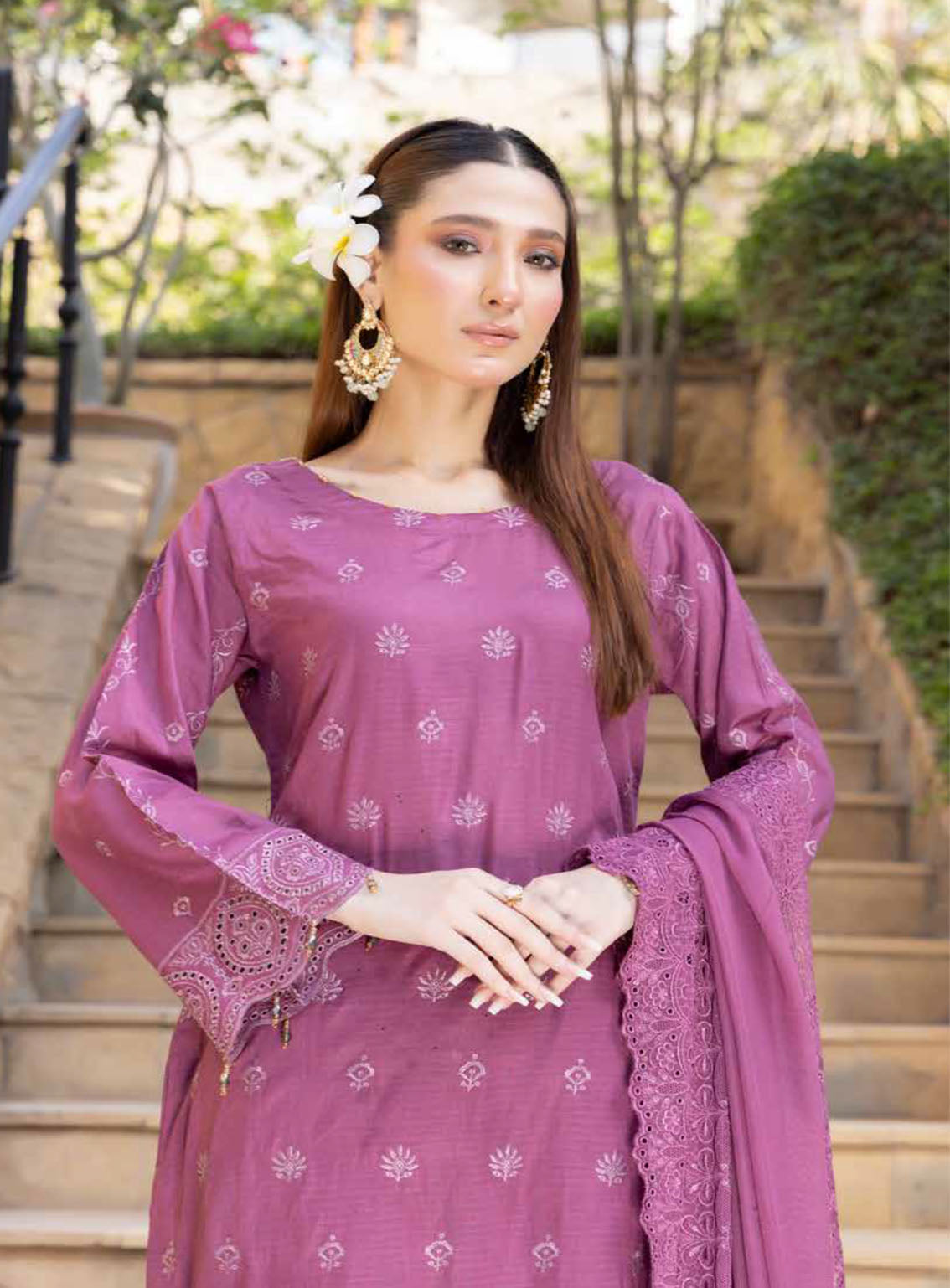 Heritage By Schick Embroidered Lawn Suits Unstitched 3 Piece - SDH24HRL 05 Heritage By Schick Embroidered Lawn Suits Unstitched 3 Piece - SDH24HRL 05